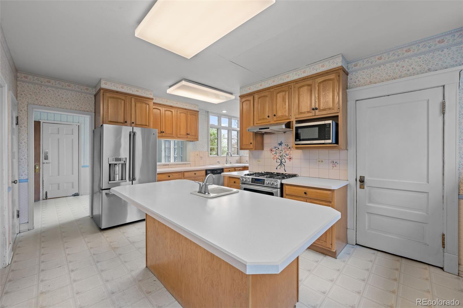 MLS Image #19 for 1317  birch street,denver, Colorado