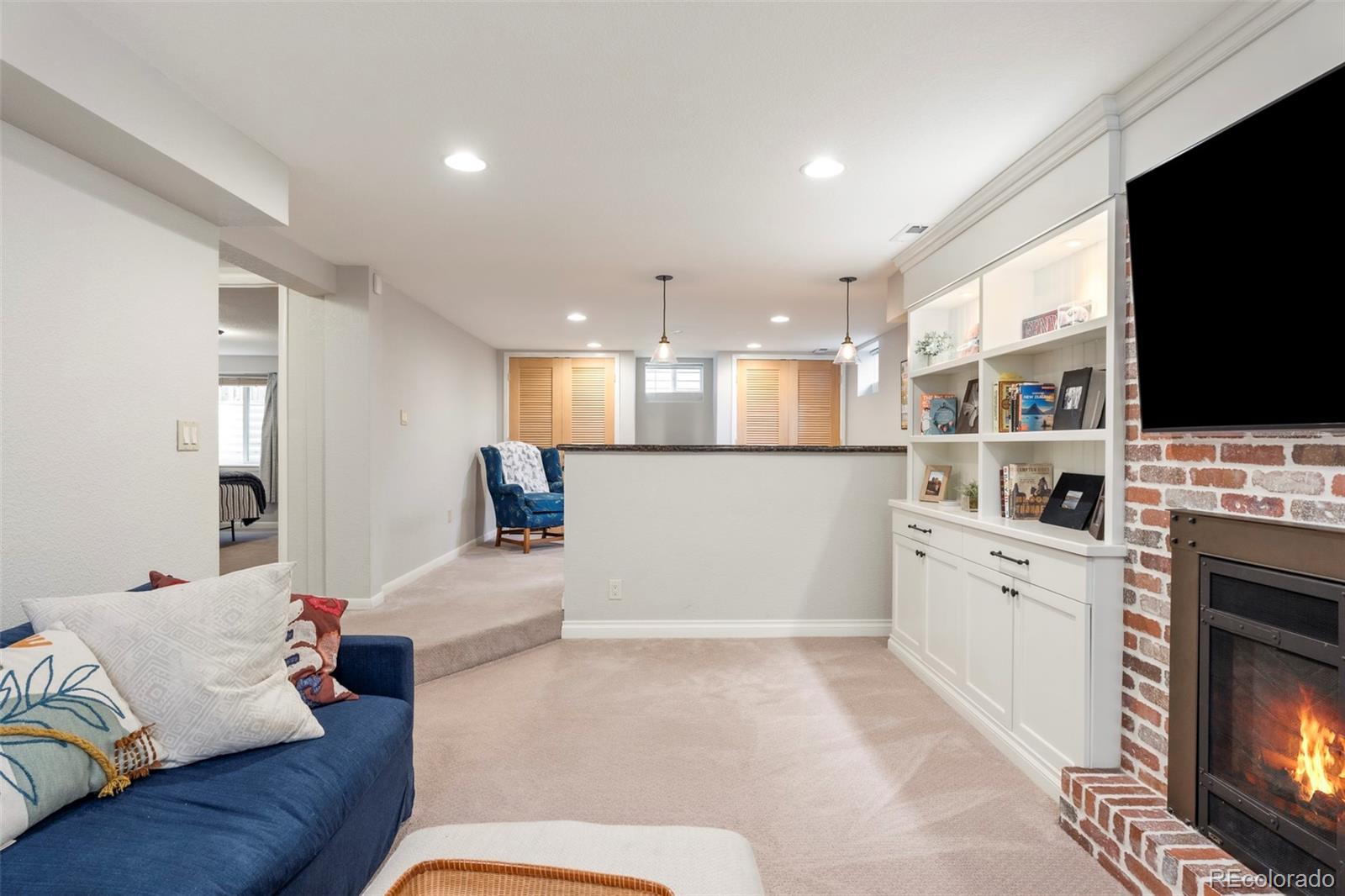 MLS Image #17 for 1055 s clayton way,denver, Colorado