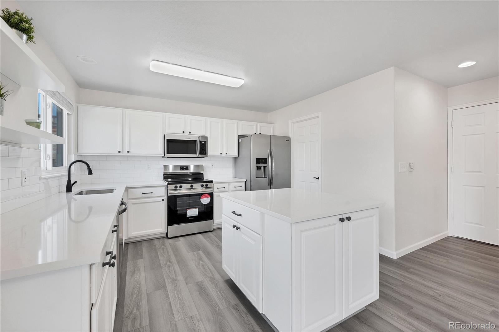 MLS Image #7 for 5237 s malaya way,centennial, Colorado