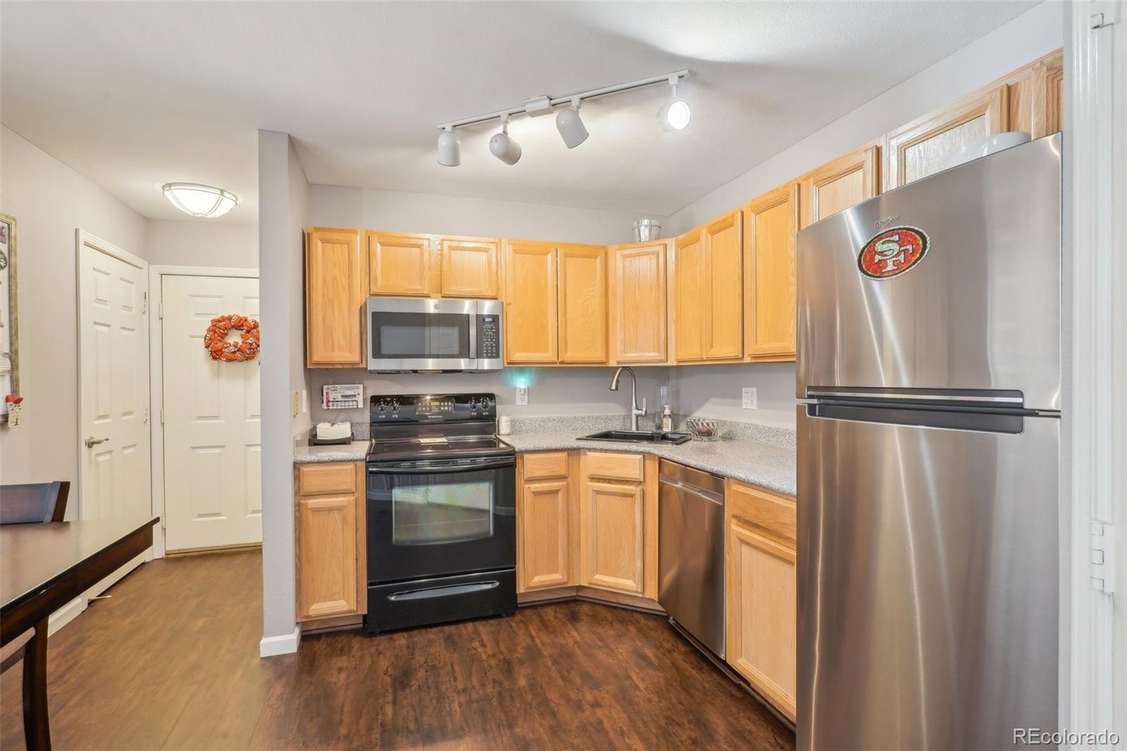 MLS Image #8 for 8653 e dry creek road,englewood, Colorado