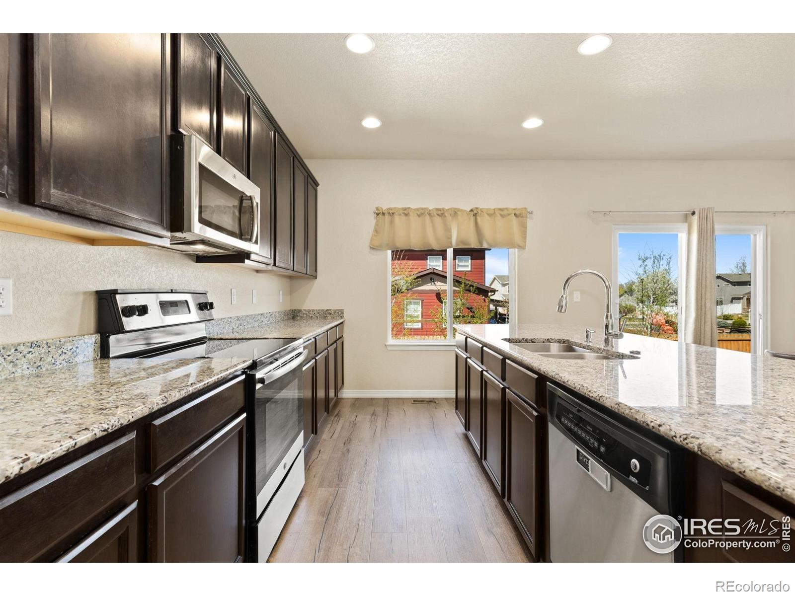 MLS Image #6 for 6739  blue spruce street,frederick, Colorado