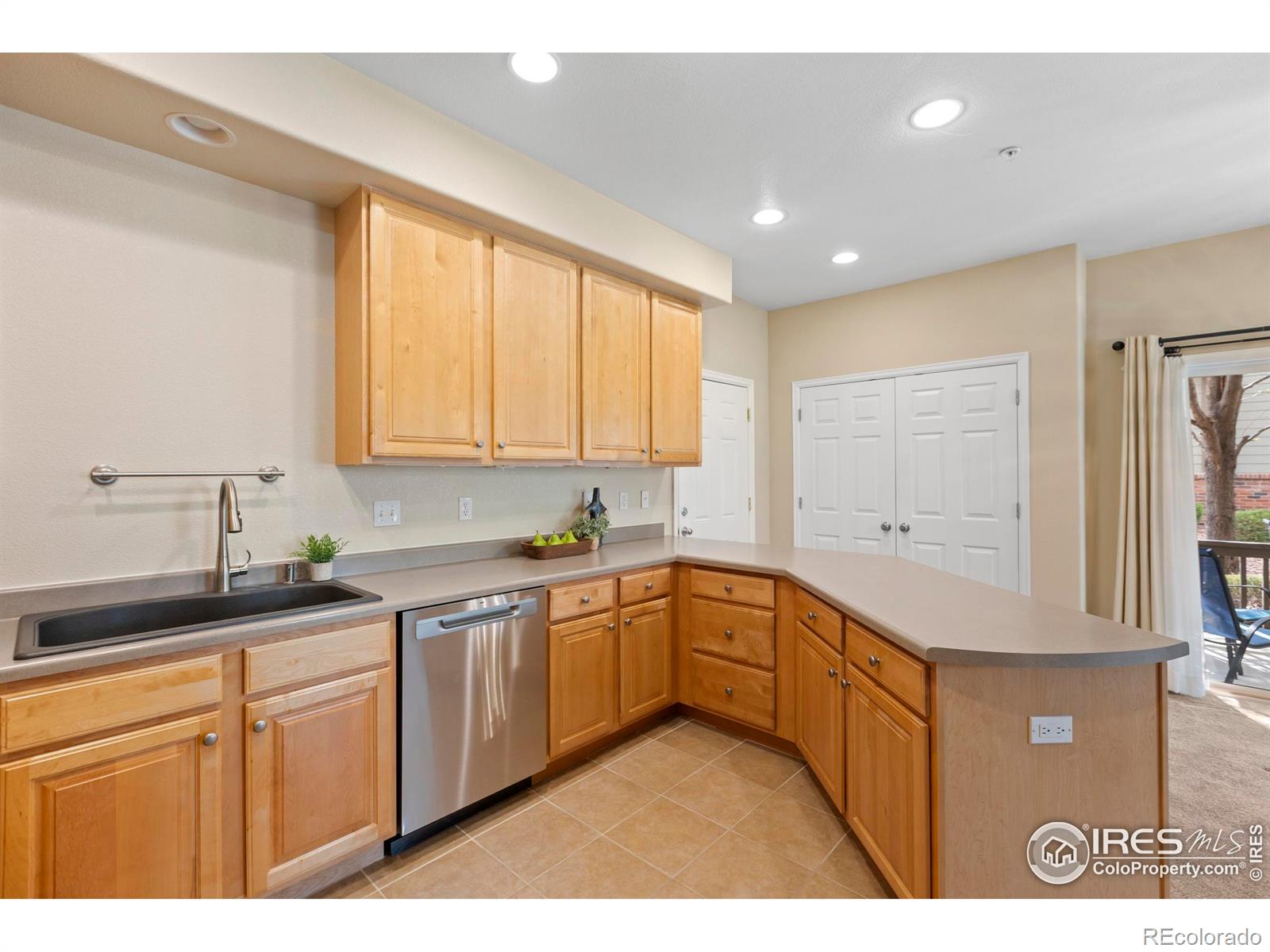 MLS Image #13 for 2608  kansas drive,fort collins, Colorado