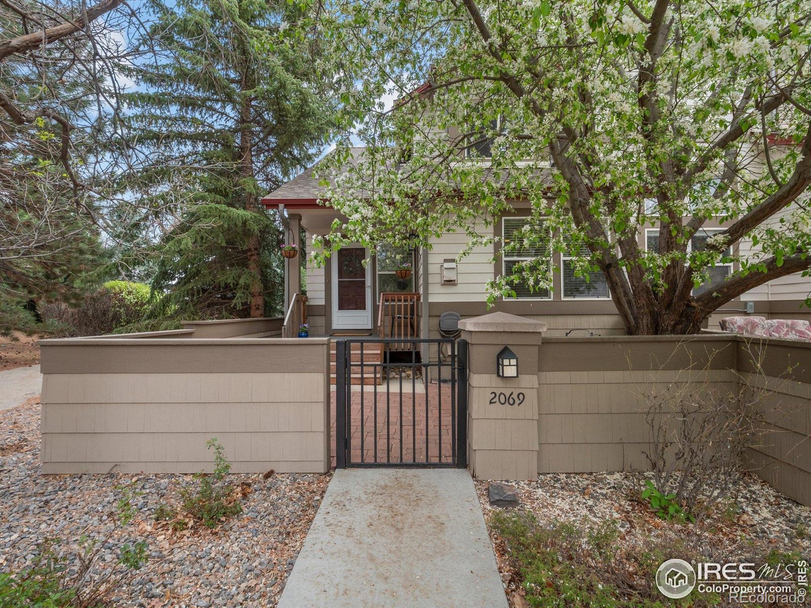MLS Image #1 for 2069 n fork drive,lafayette, Colorado
