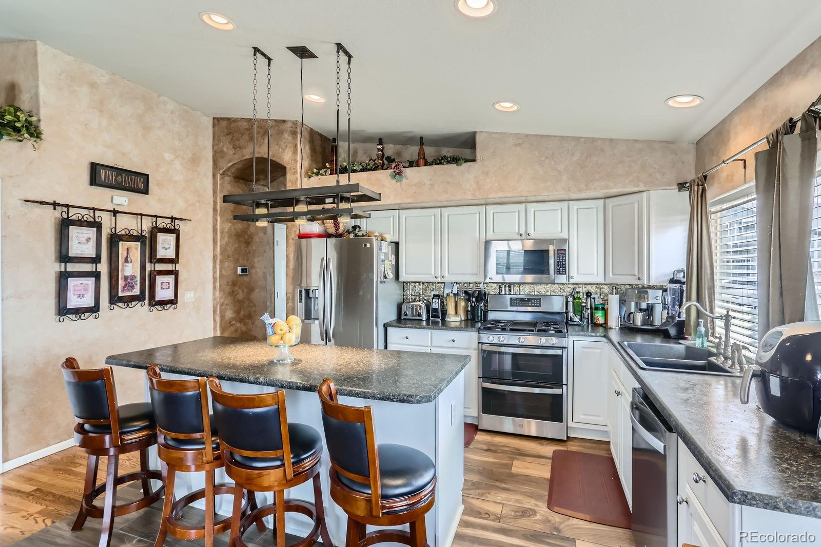 MLS Image #2 for 815  concho court,castle rock, Colorado