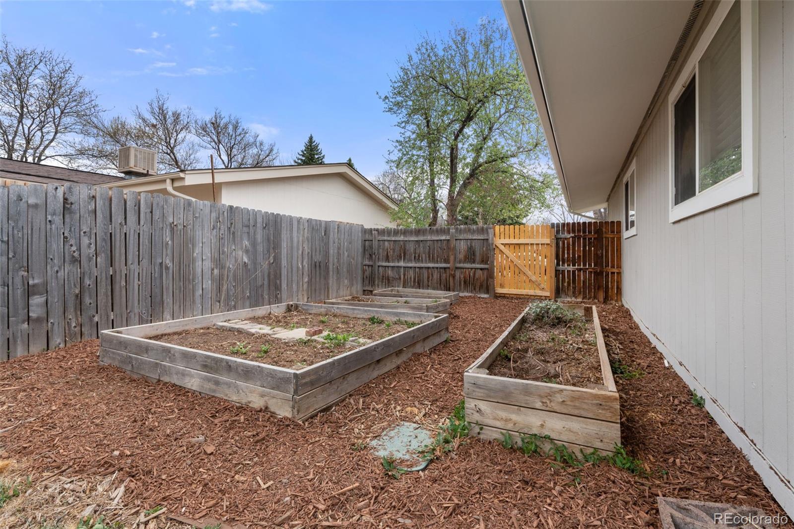 MLS Image #18 for 712 s longmont avenue,lafayette, Colorado