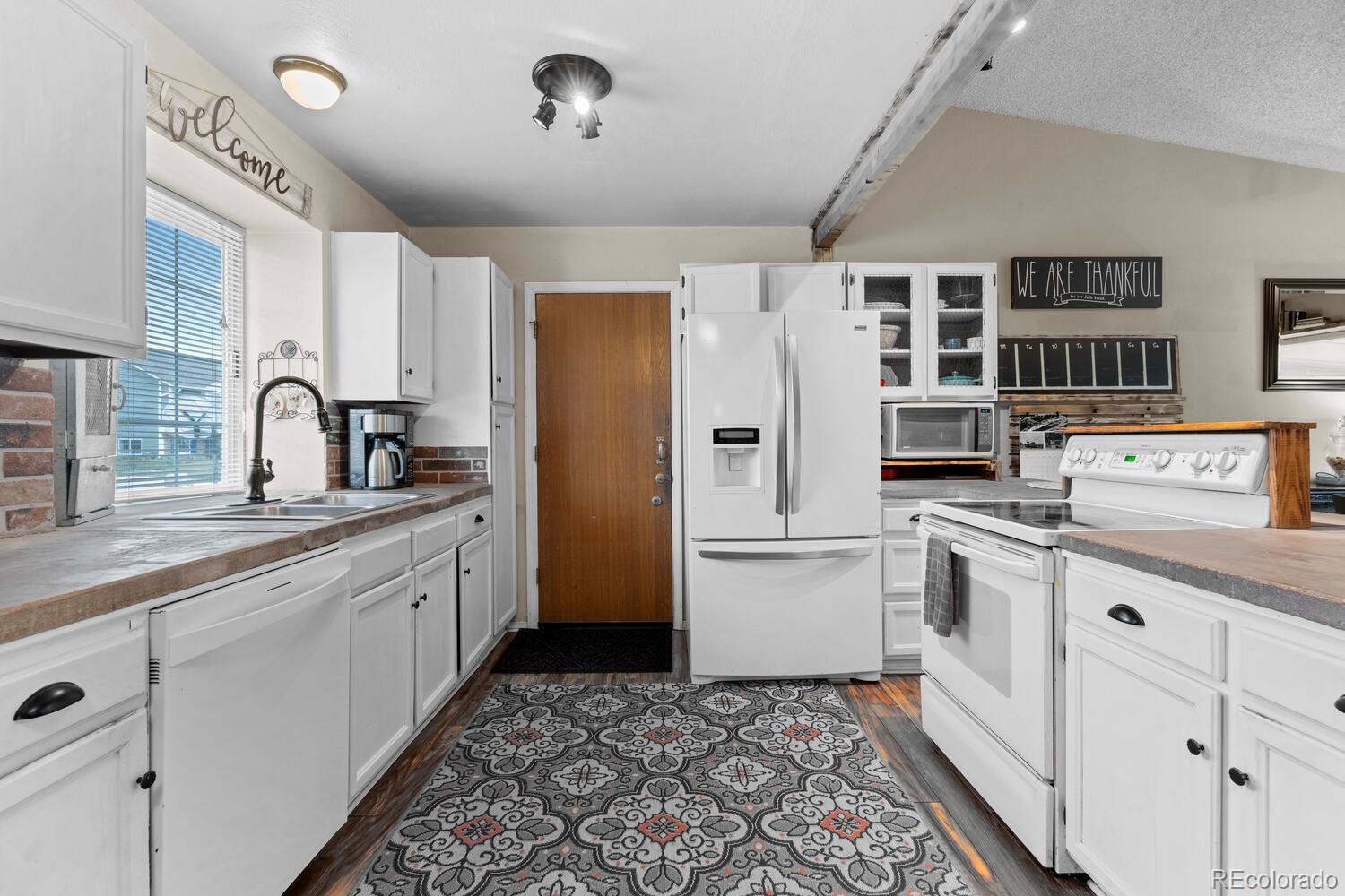 MLS Image #5 for 21524 e powers place,centennial, Colorado