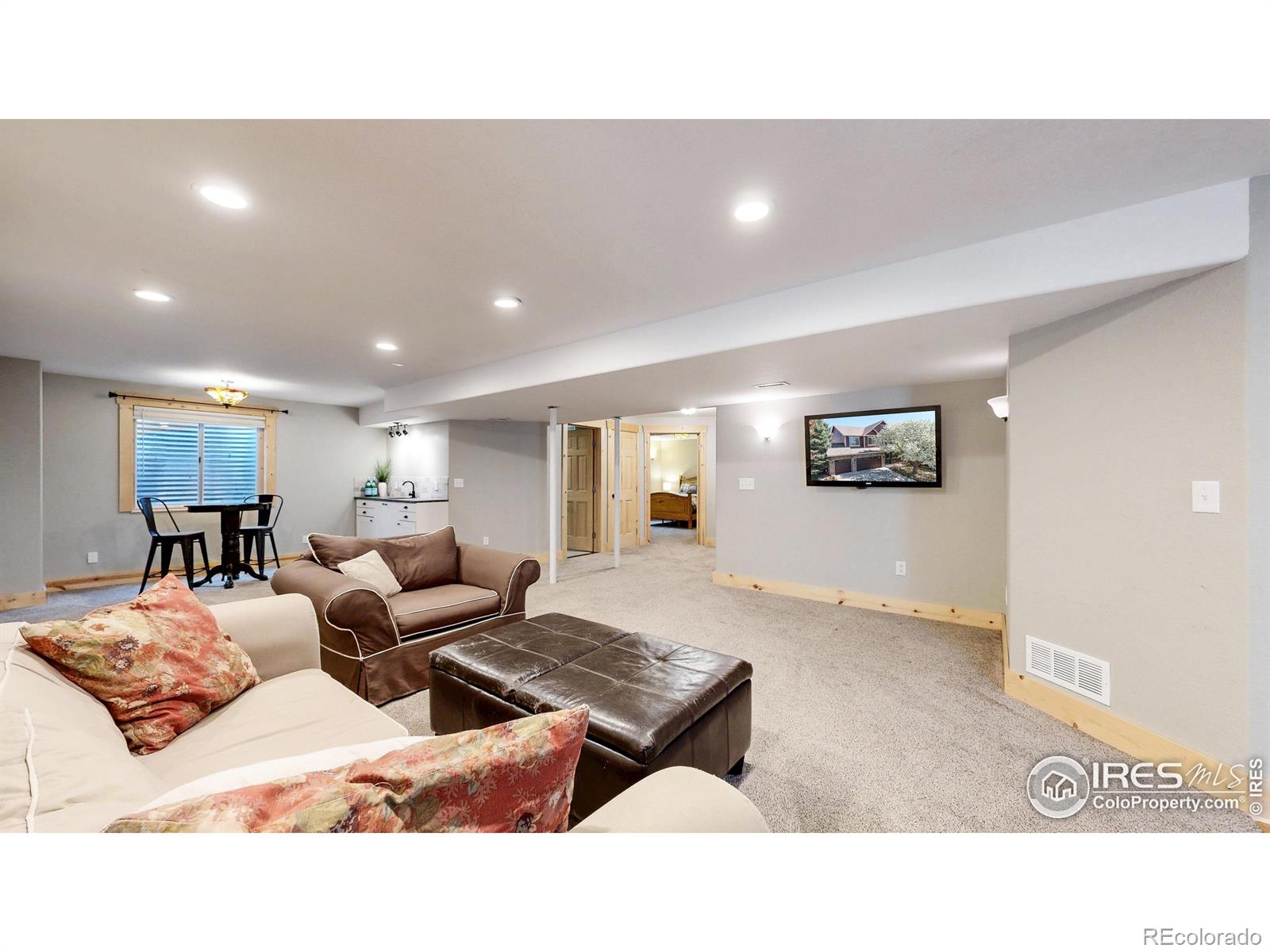 MLS Image #28 for 102  rock bridge court,windsor, Colorado