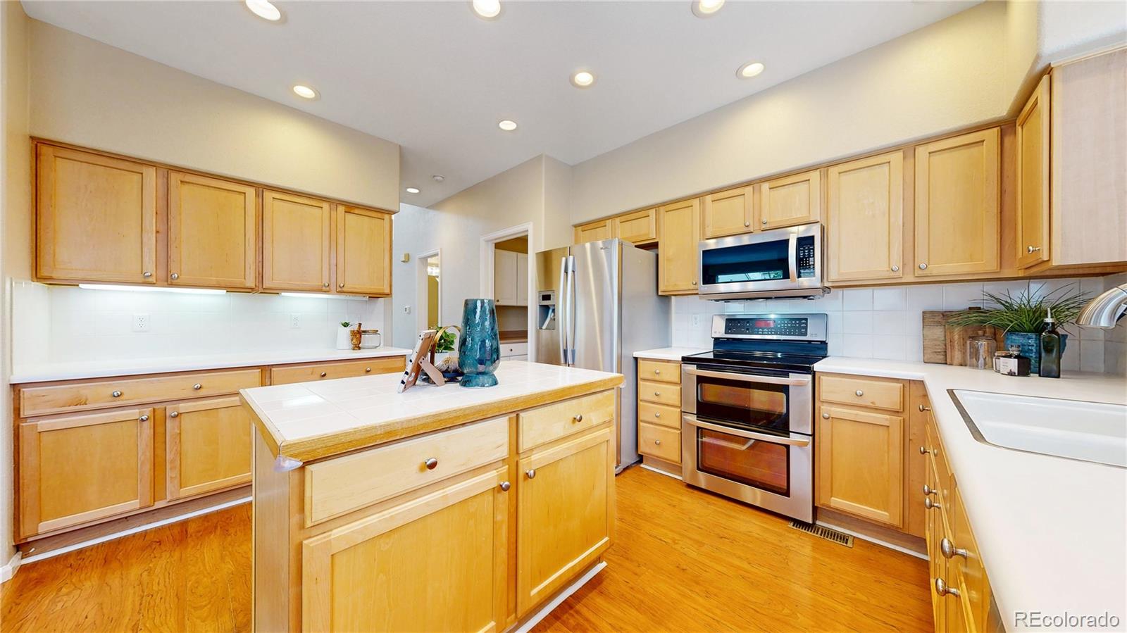 MLS Image #11 for 5640 s marshall street,denver, Colorado