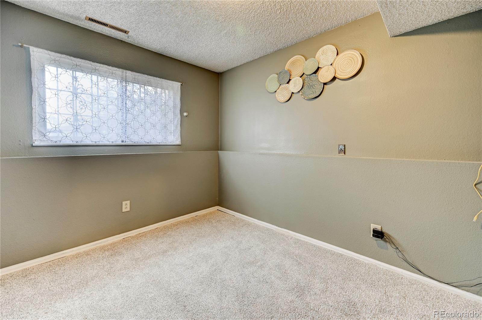MLS Image #21 for 4515 n enchanted circle,colorado springs, Colorado