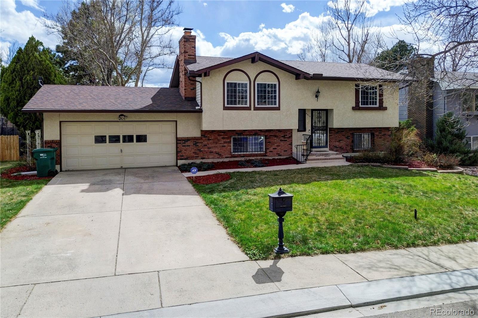 MLS Image #32 for 4515 n enchanted circle,colorado springs, Colorado