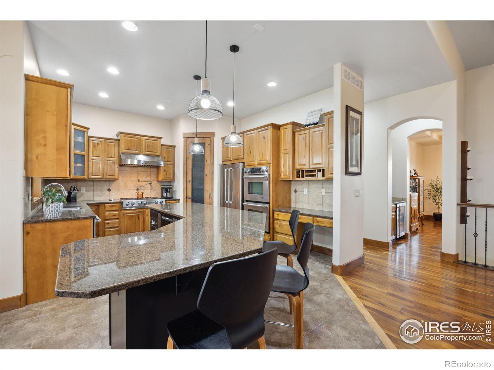 MLS Image #16 for 915  wheatridge court,loveland, Colorado