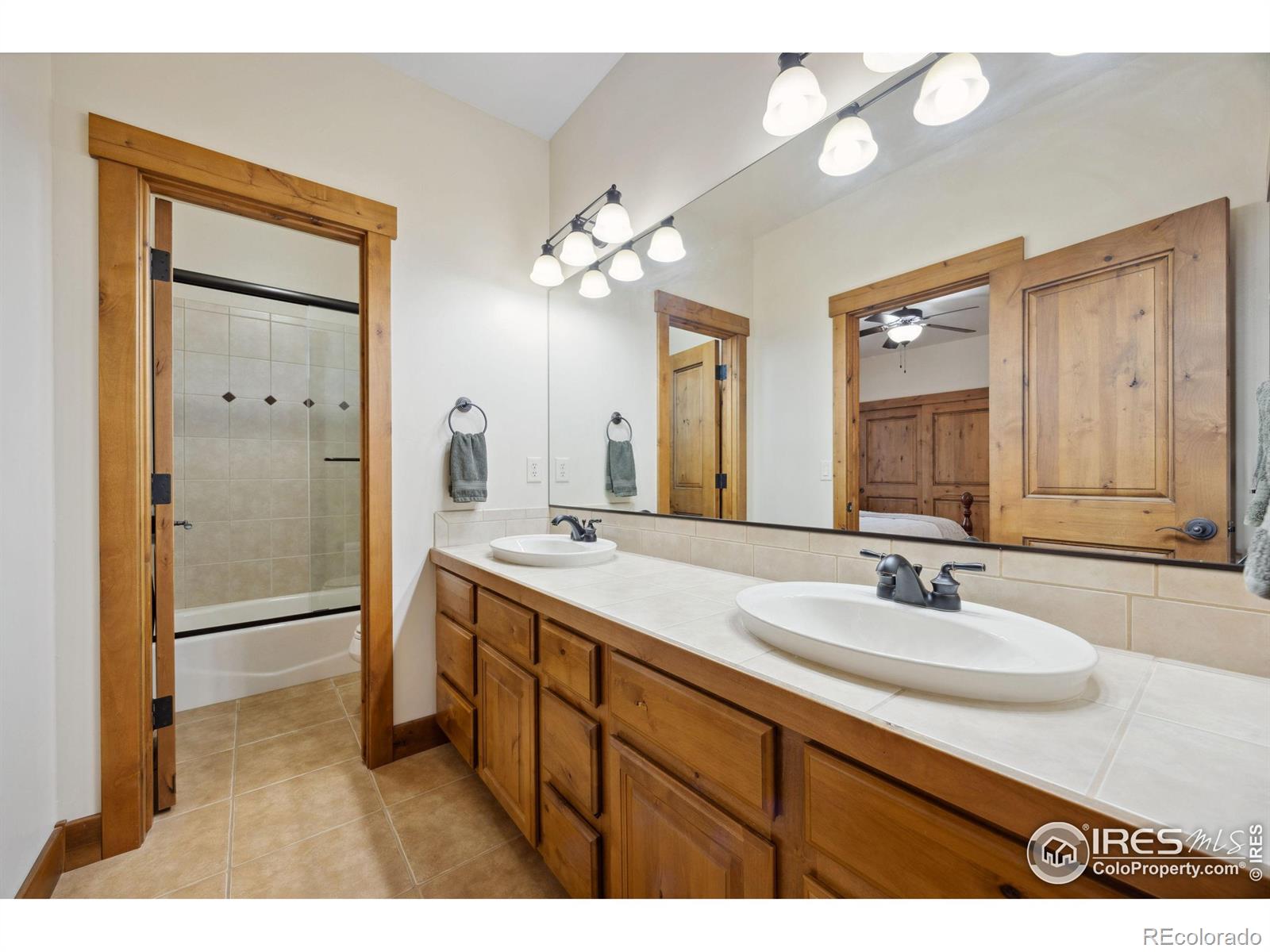 MLS Image #24 for 915  wheatridge court,loveland, Colorado