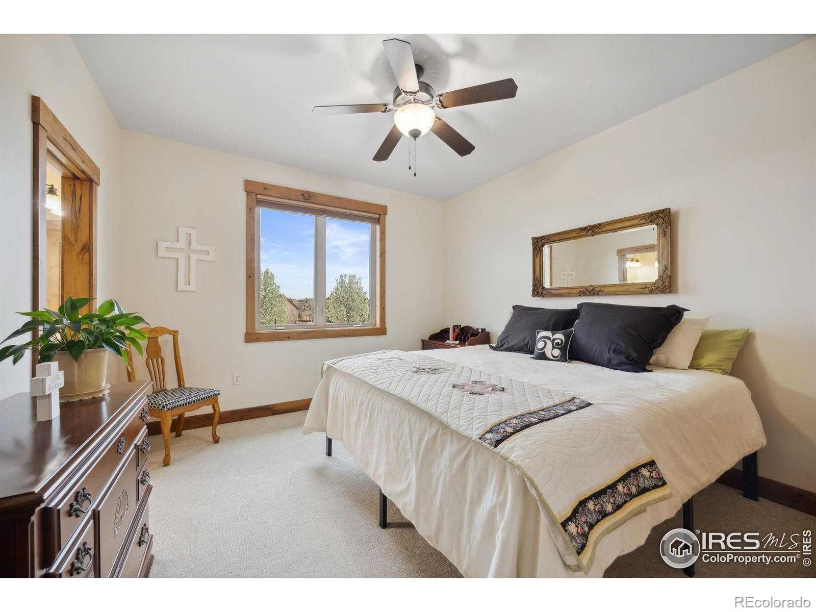 MLS Image #25 for 915  wheatridge court,loveland, Colorado