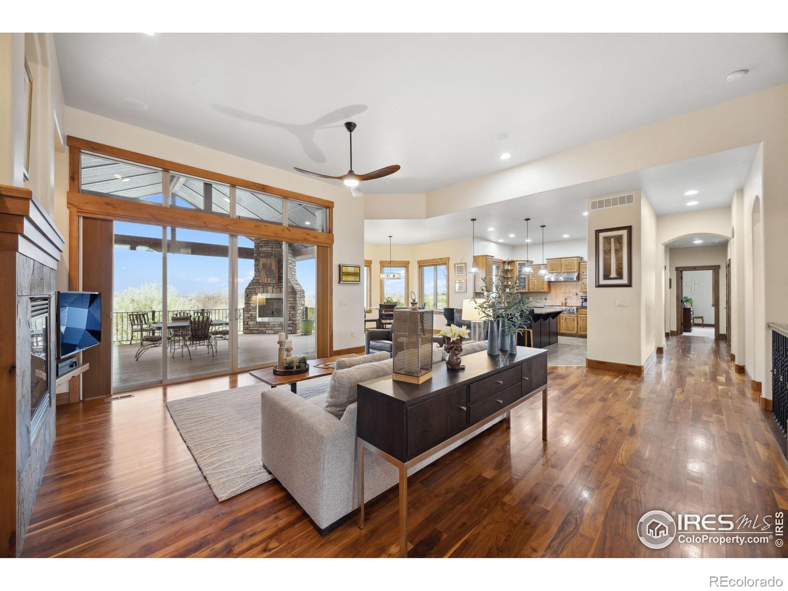 MLS Image #8 for 915  wheatridge court,loveland, Colorado