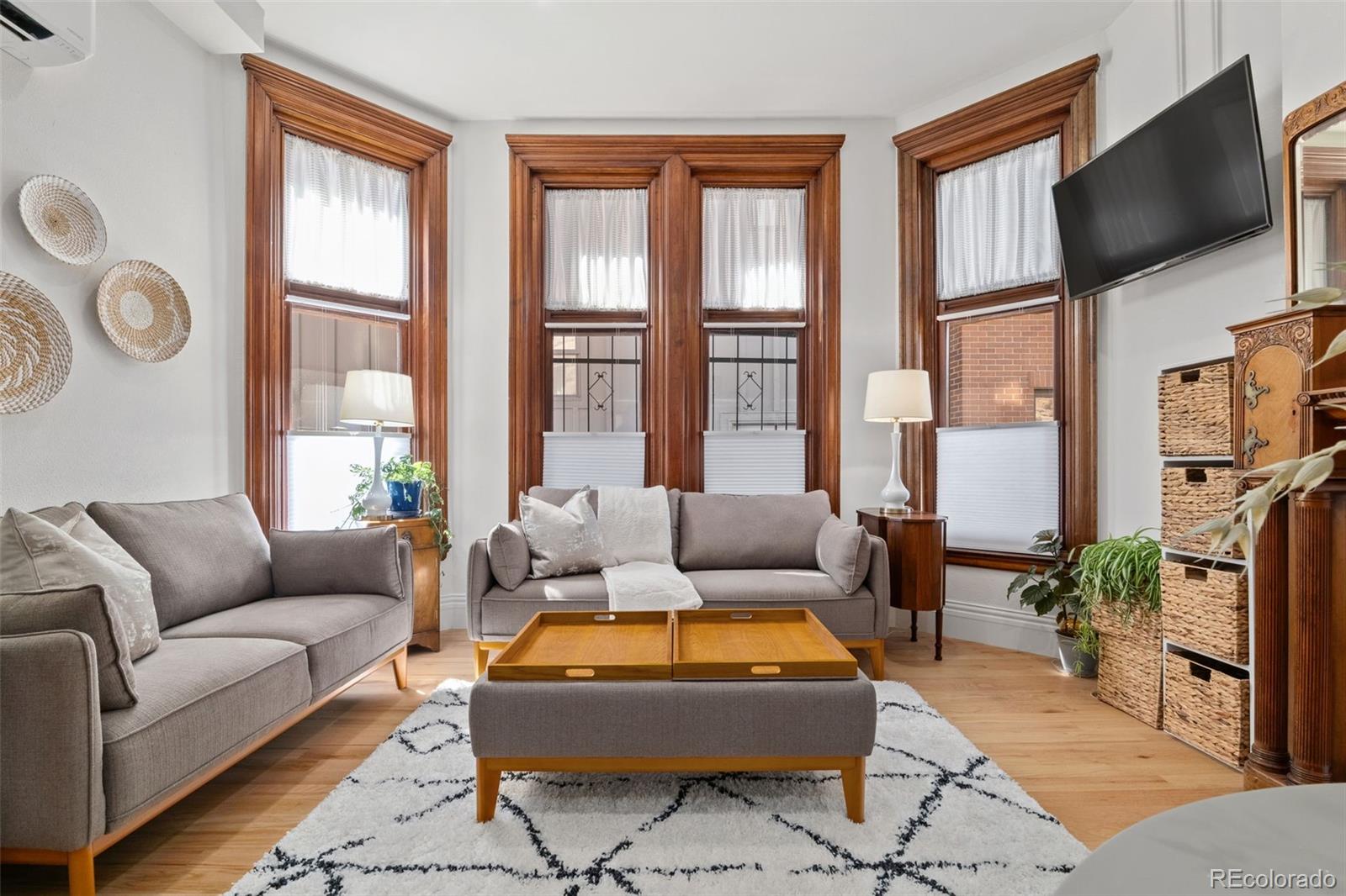 MLS Image #2 for 1763 n williams street,denver, Colorado