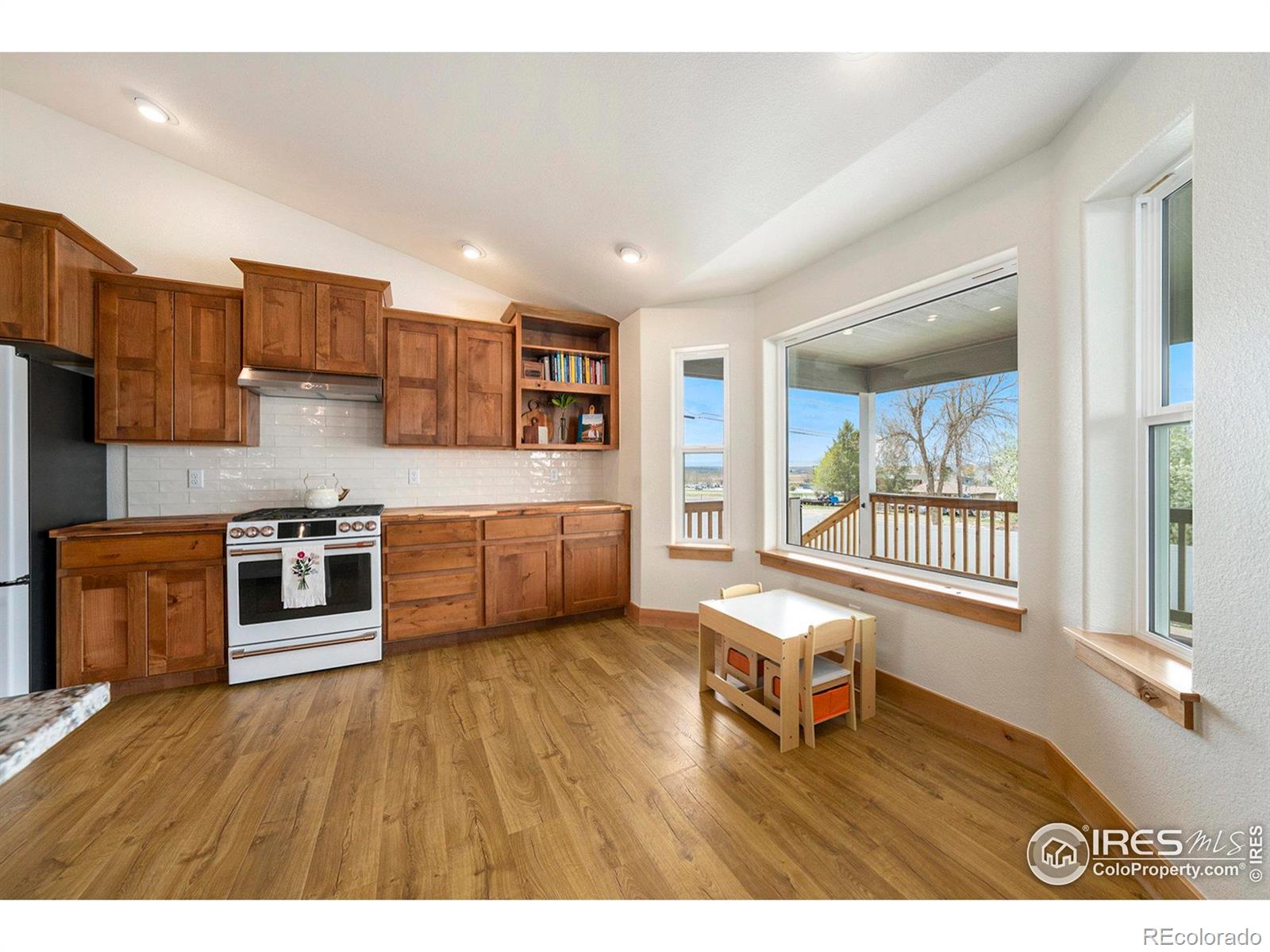 MLS Image #10 for 106 w park avenue,johnstown, Colorado