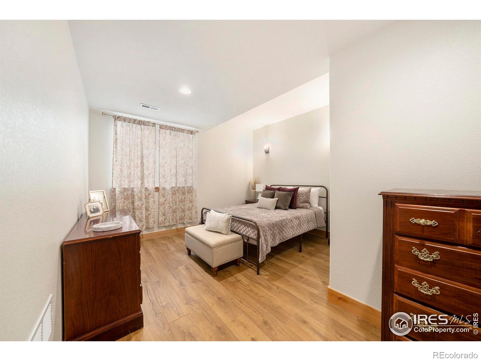 MLS Image #26 for 106 w park avenue,johnstown, Colorado