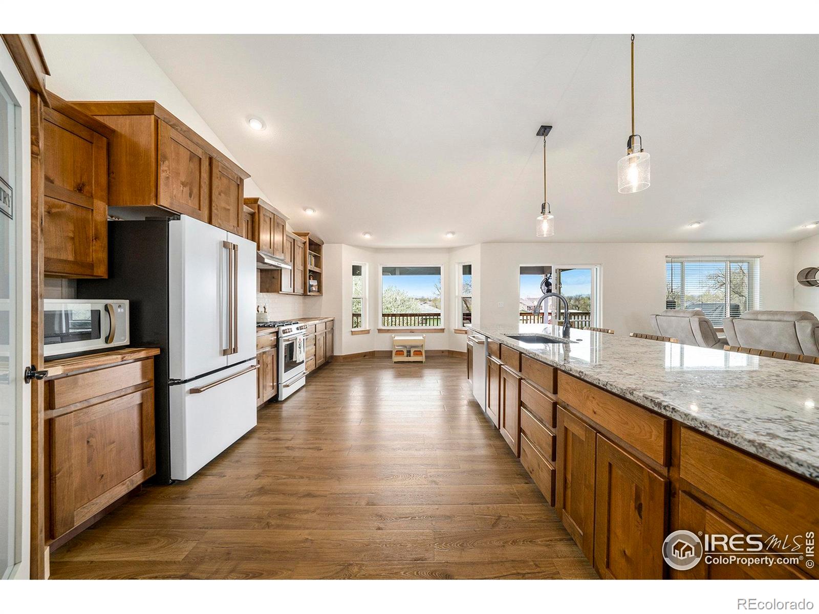MLS Image #9 for 106 w park avenue,johnstown, Colorado