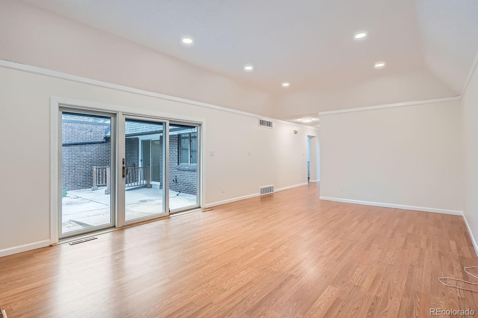 MLS Image #5 for 178 s vance court,lakewood, Colorado