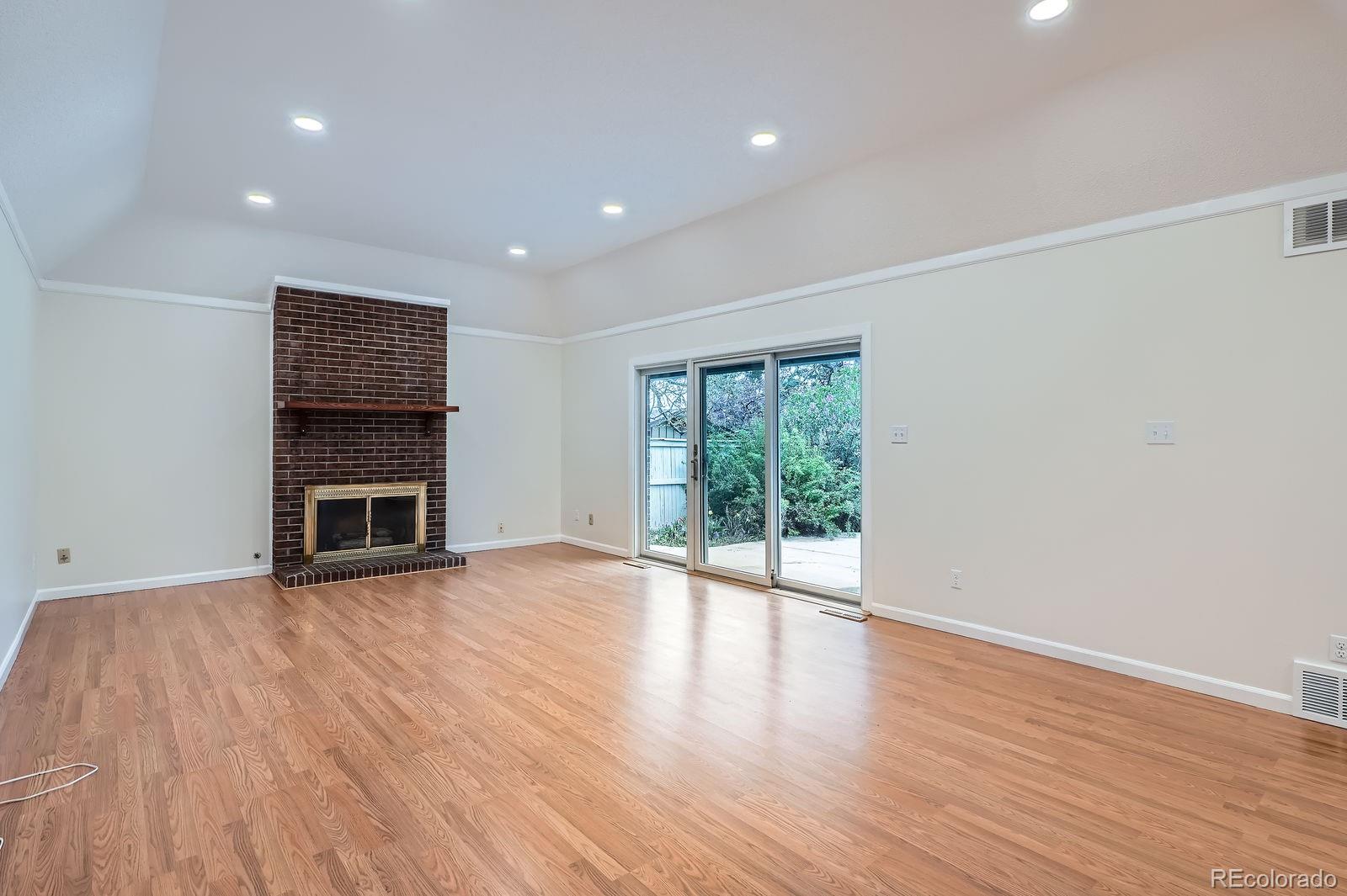 MLS Image #6 for 178 s vance court,lakewood, Colorado