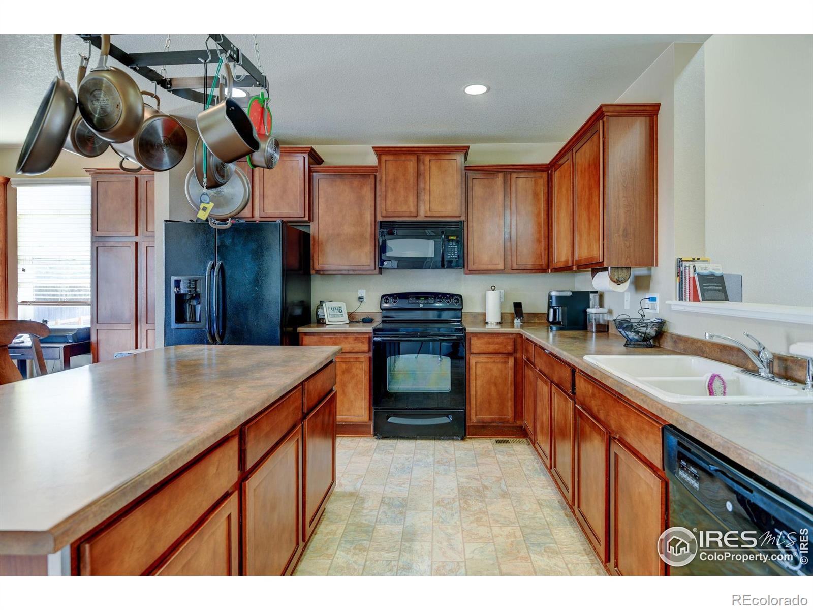 MLS Image #10 for 1565  harpendon court,windsor, Colorado