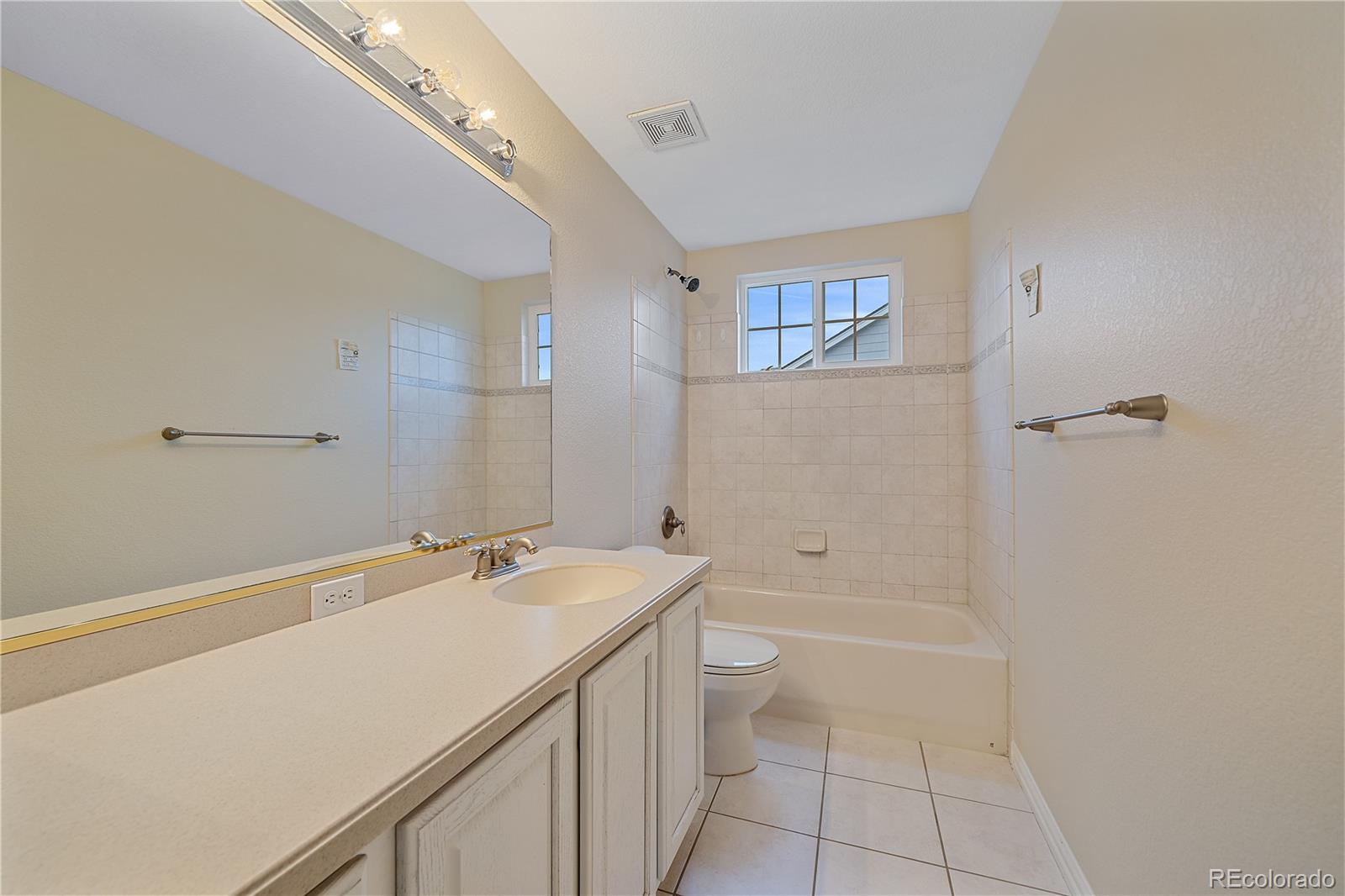 MLS Image #24 for 6393 s richfield street,aurora, Colorado