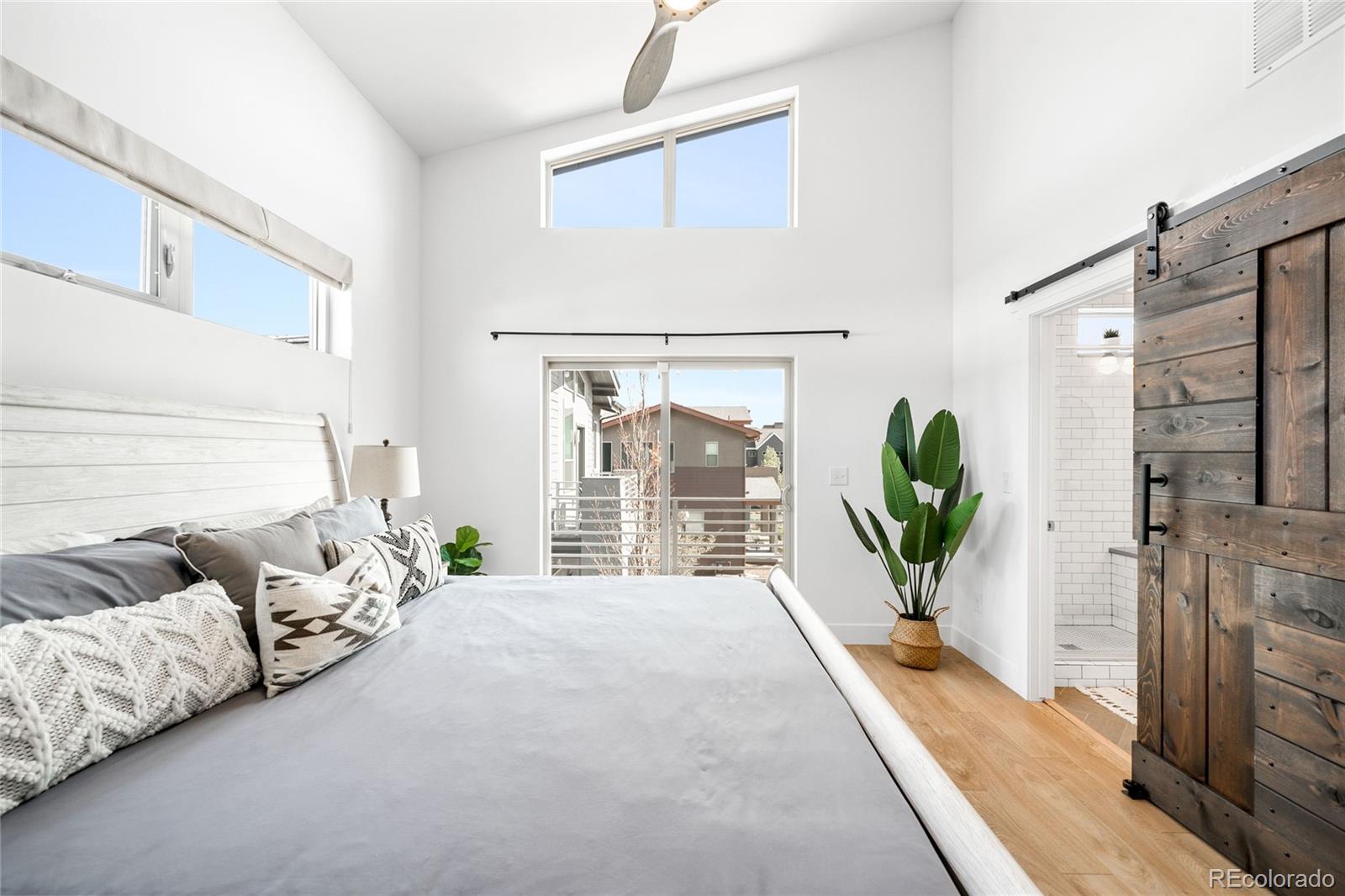 MLS Image #15 for 5260  akron street,denver, Colorado