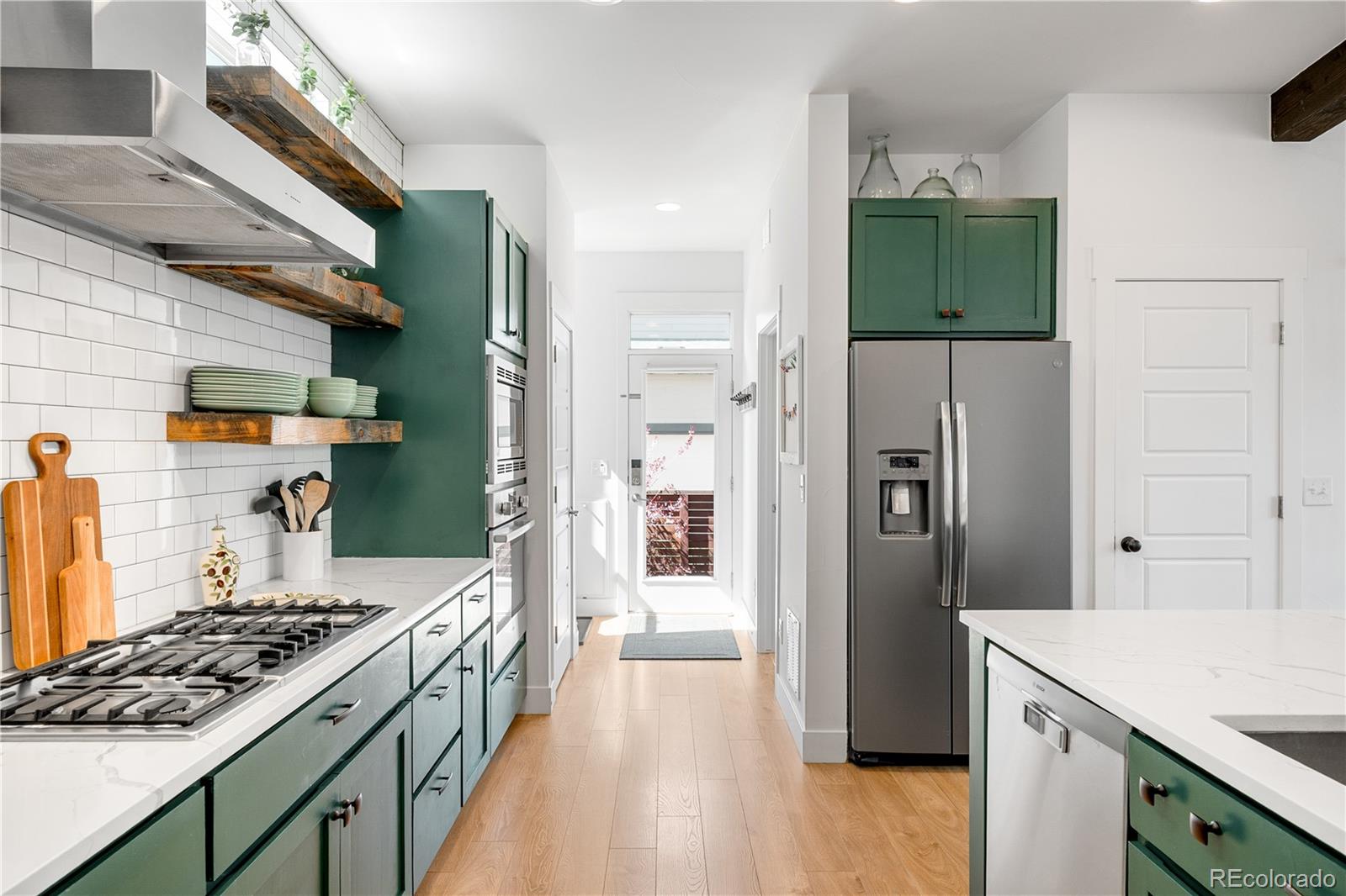 MLS Image #4 for 5260  akron street,denver, Colorado