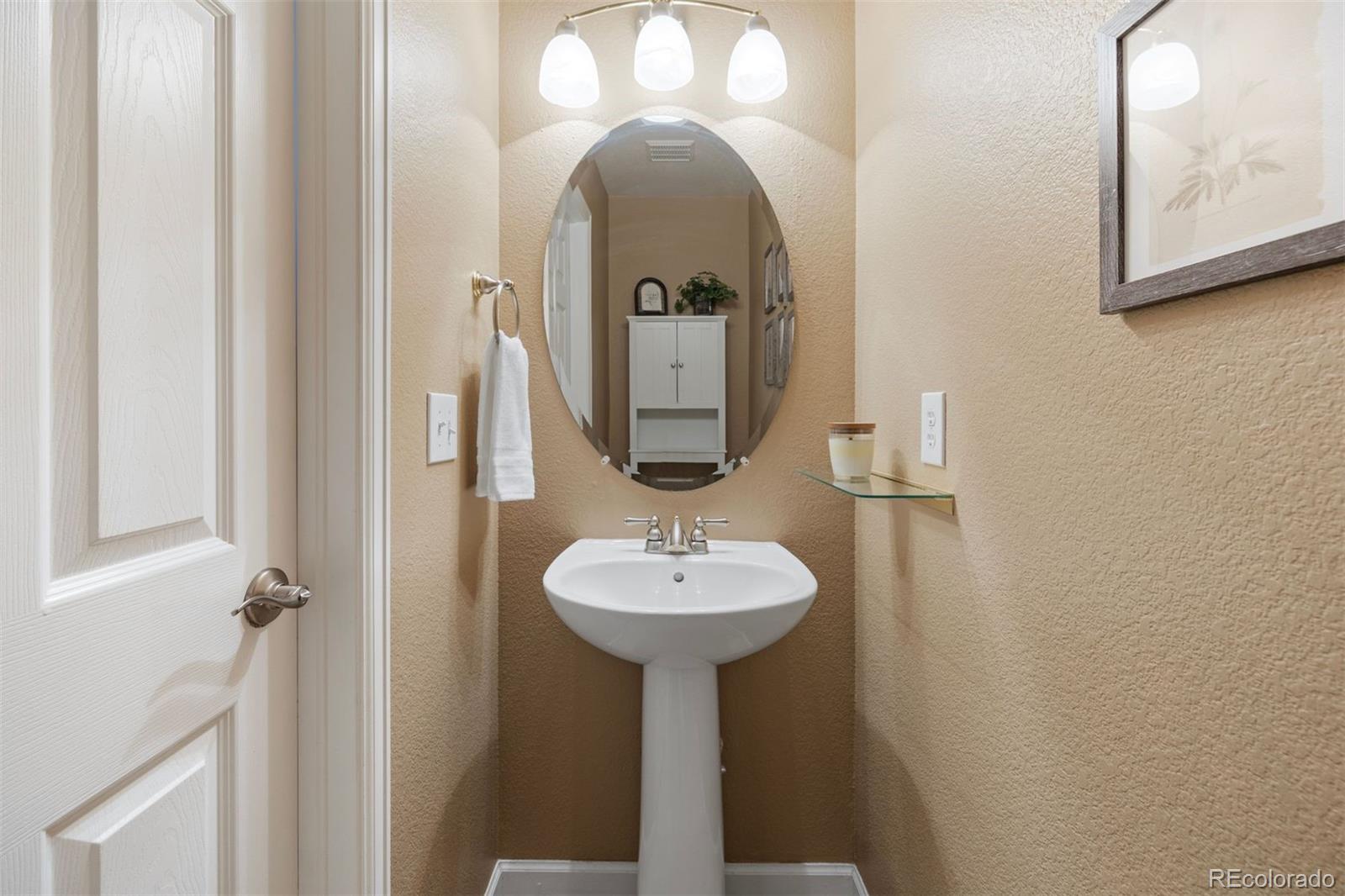MLS Image #15 for 5941 s waco street,aurora, Colorado