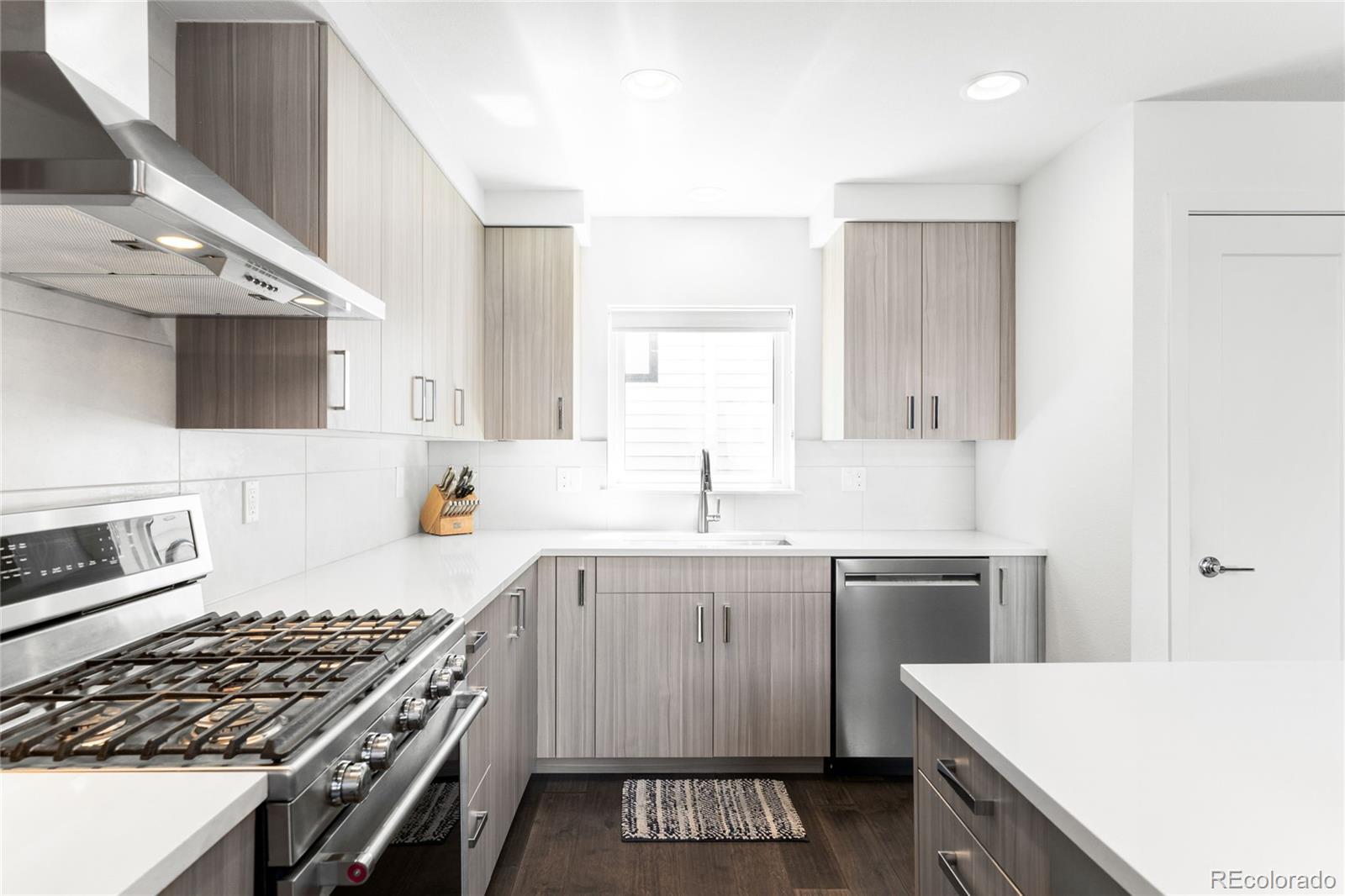 MLS Image #11 for 1581  king street,denver, Colorado