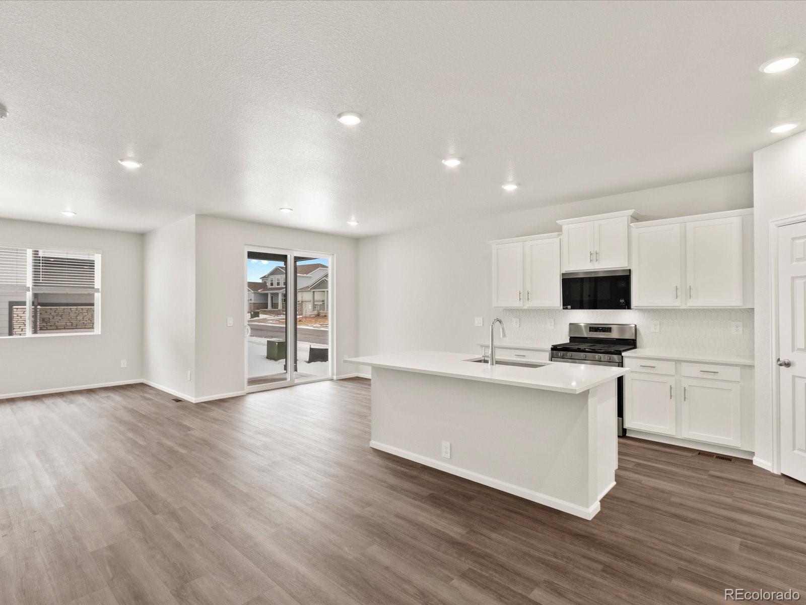 MLS Image #12 for 1634  colorado river drive,windsor, Colorado