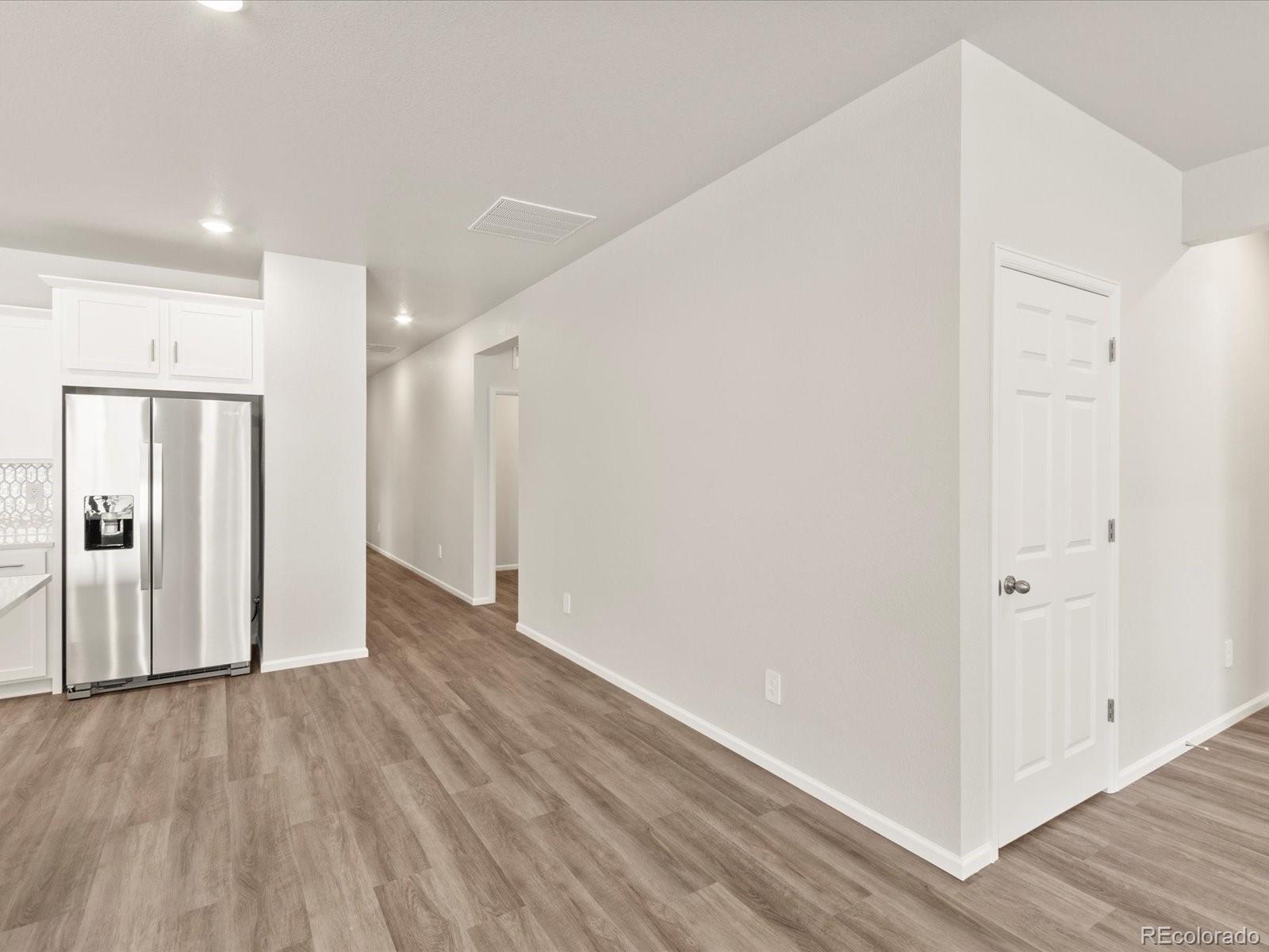 MLS Image #13 for 1634  colorado river drive,windsor, Colorado