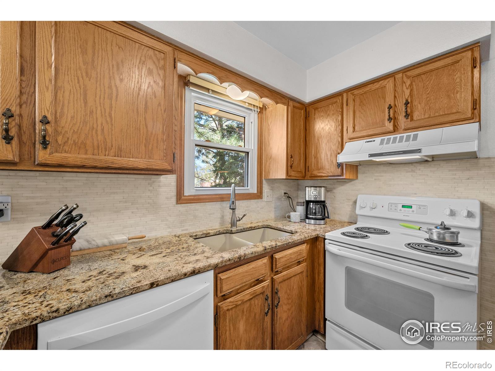 MLS Image #11 for 2417  15th avenue,longmont, Colorado