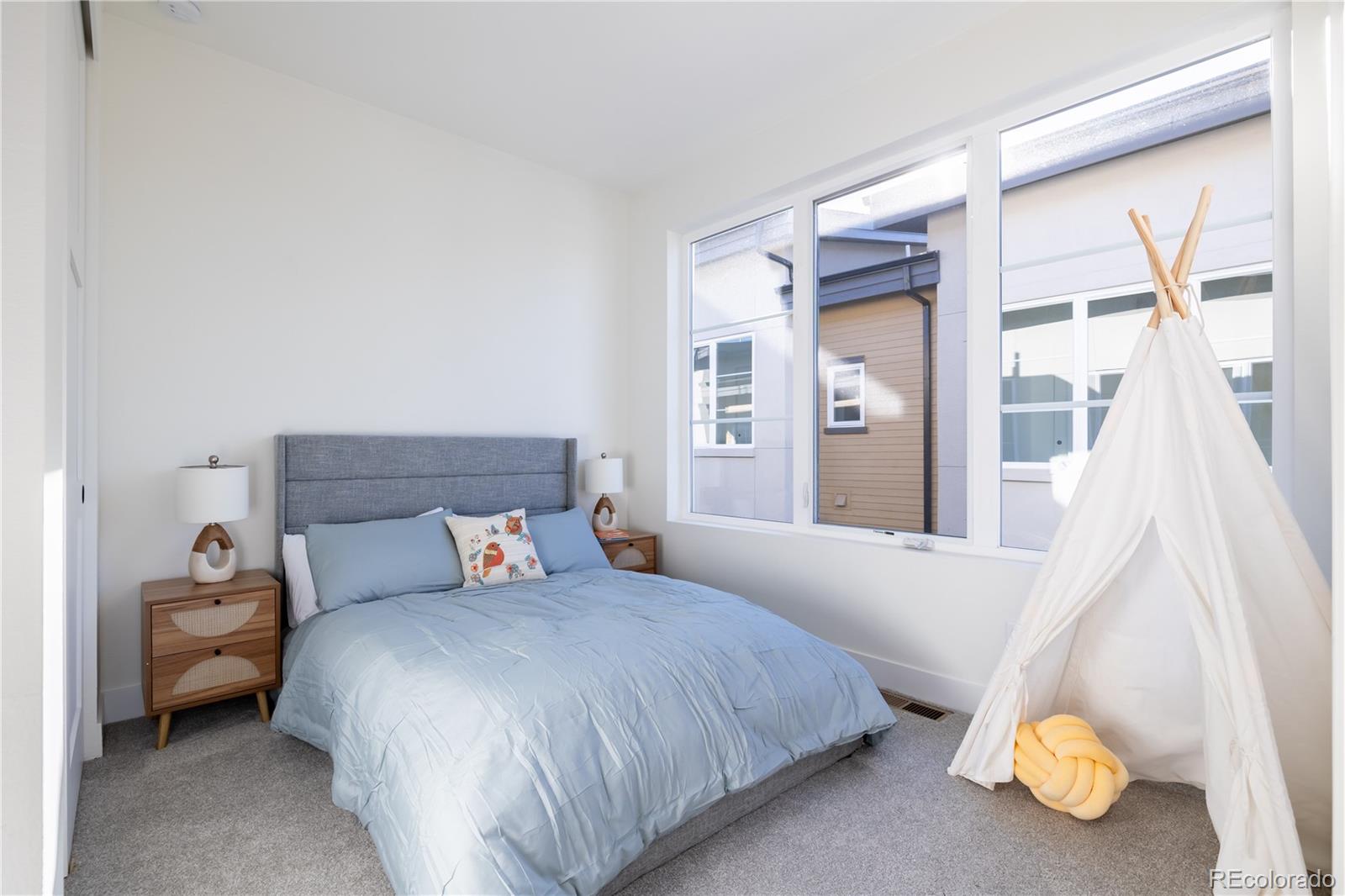MLS Image #15 for 2940 w parkside place,denver, Colorado