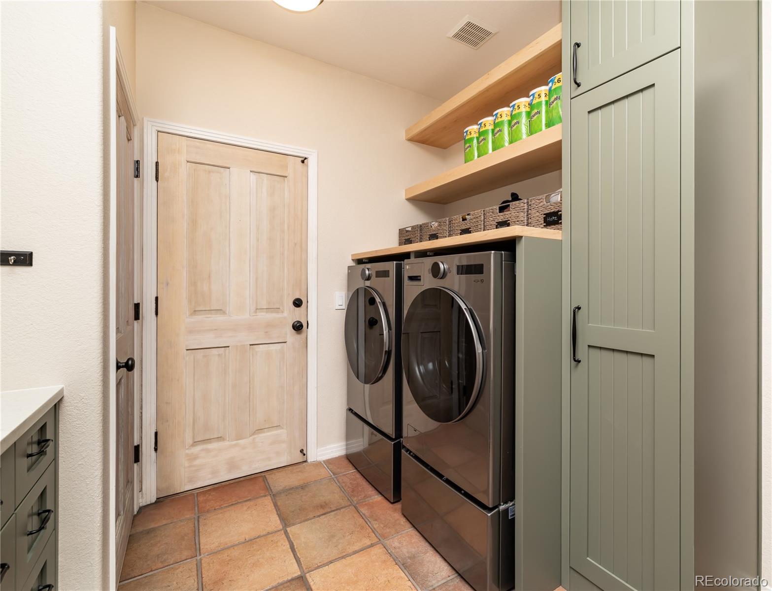 MLS Image #22 for 5668  red fern court,littleton, Colorado