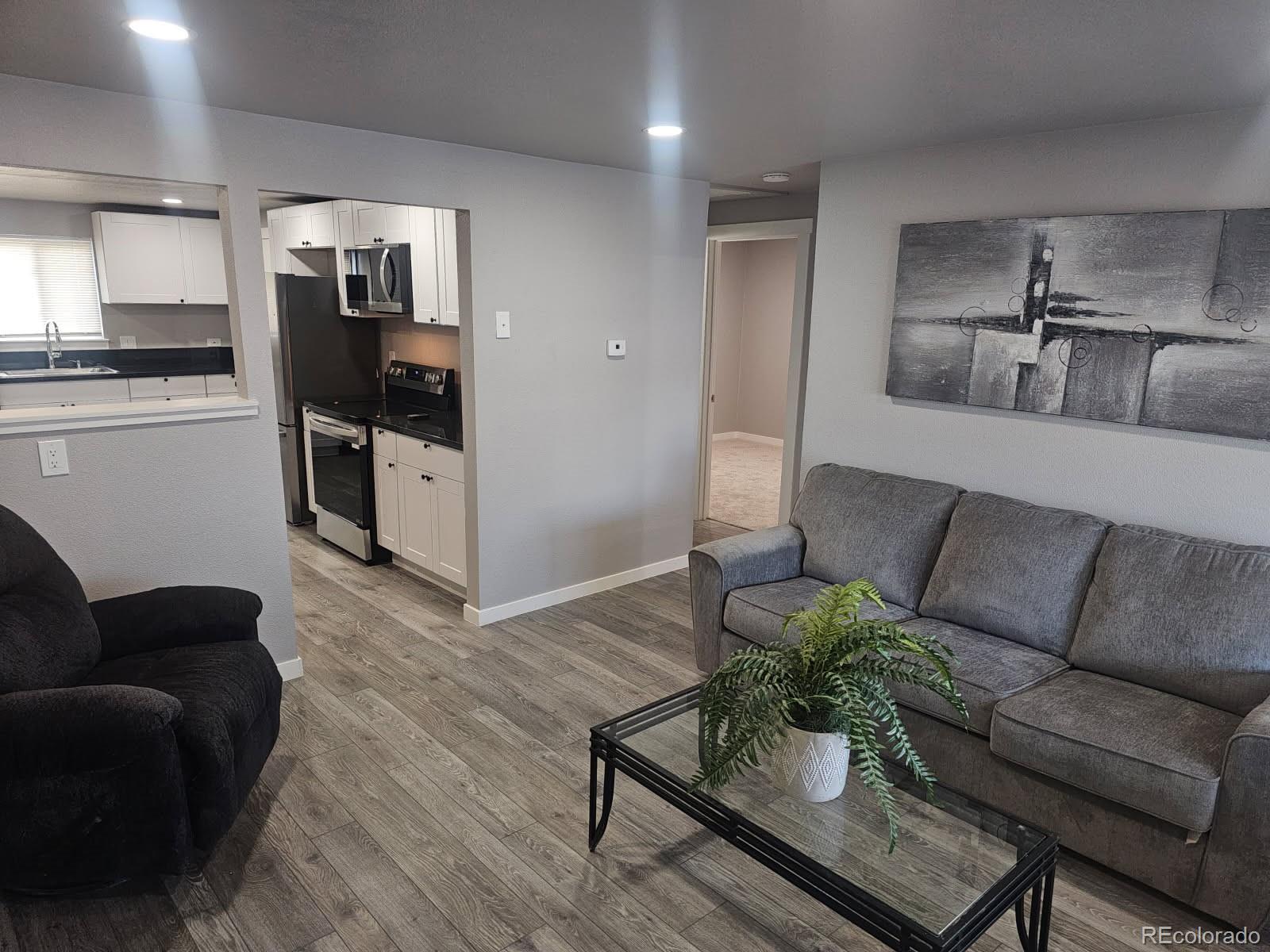 MLS Image #8 for 4720  thompson court,denver, Colorado