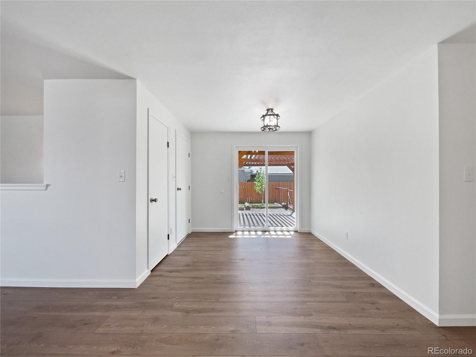 MLS Image #14 for 206  river road,platteville, Colorado