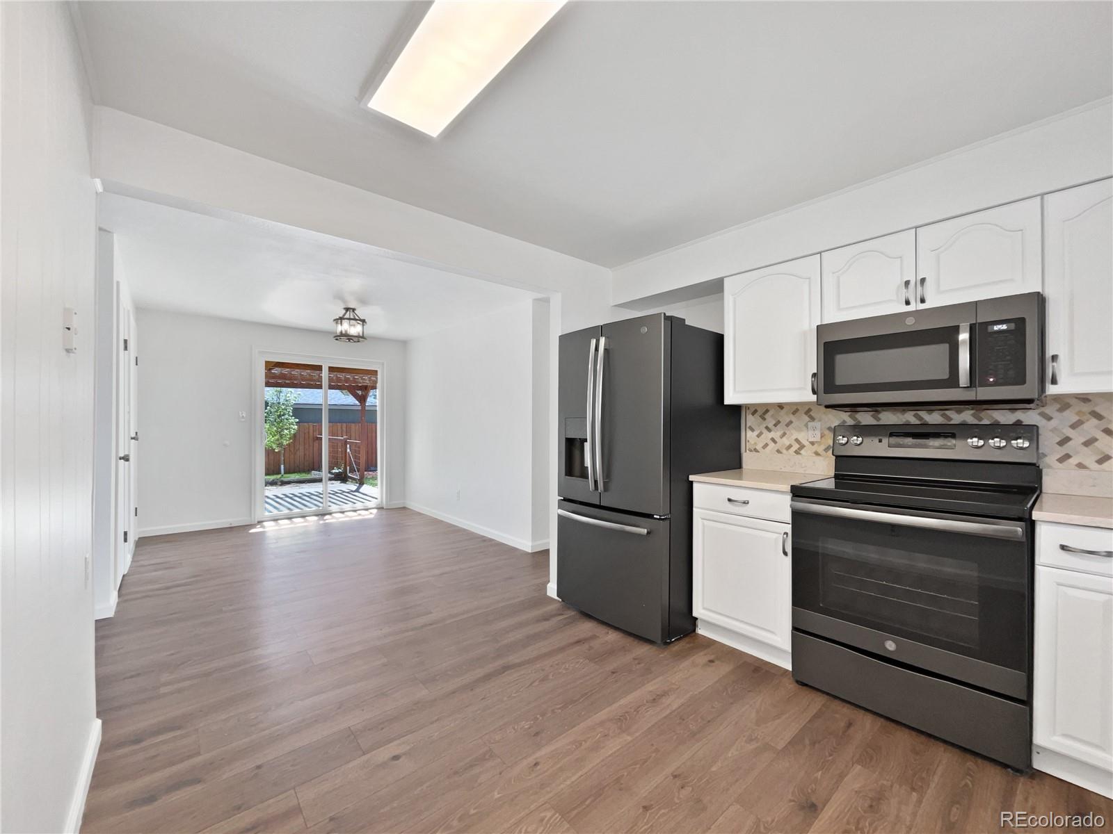 MLS Image #15 for 206  river road,platteville, Colorado