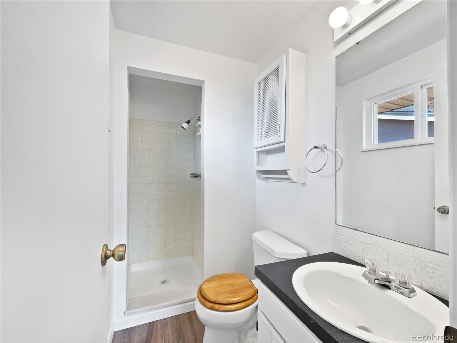 MLS Image #19 for 206  river road,platteville, Colorado