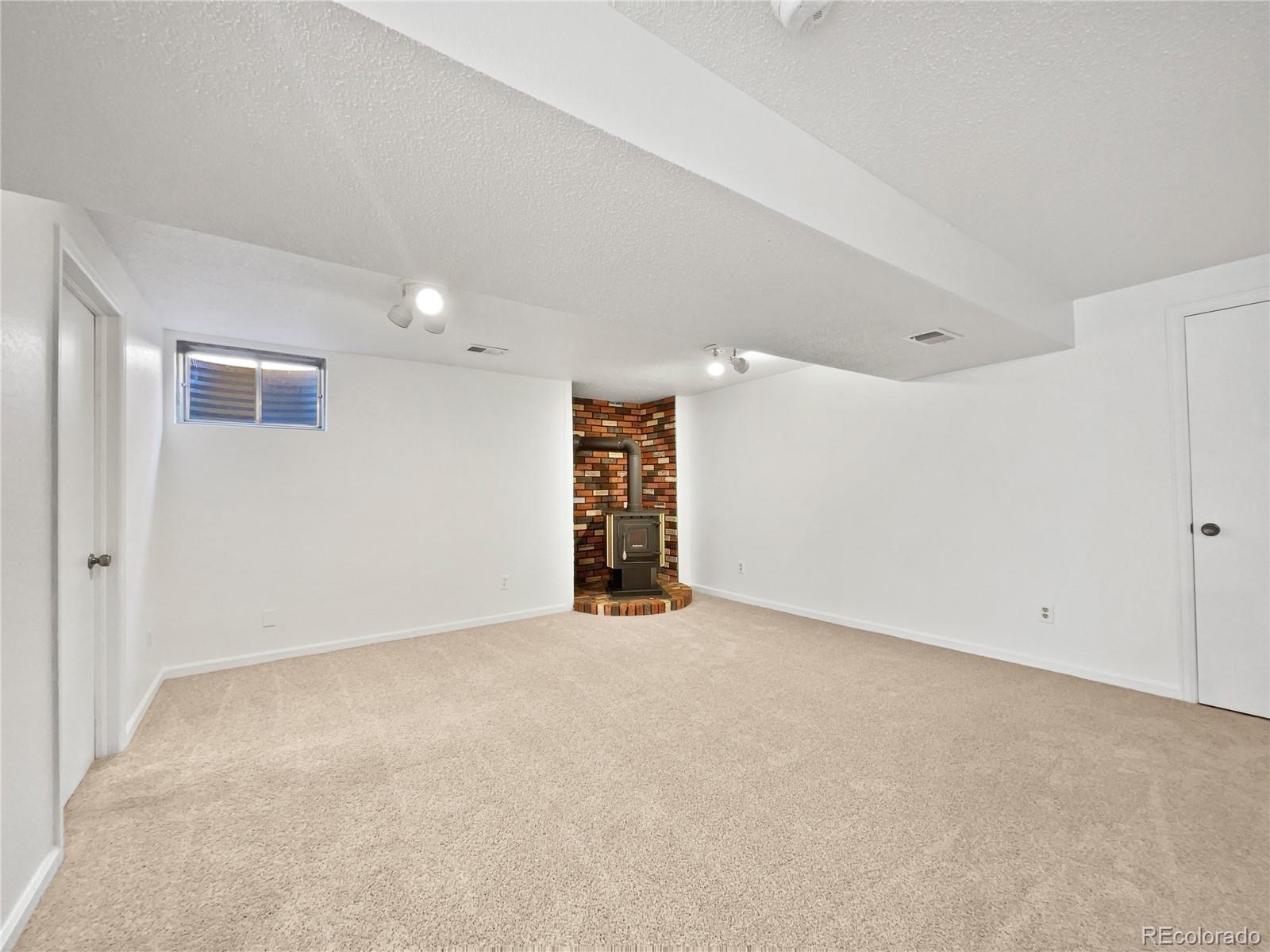MLS Image #23 for 206  river road,platteville, Colorado