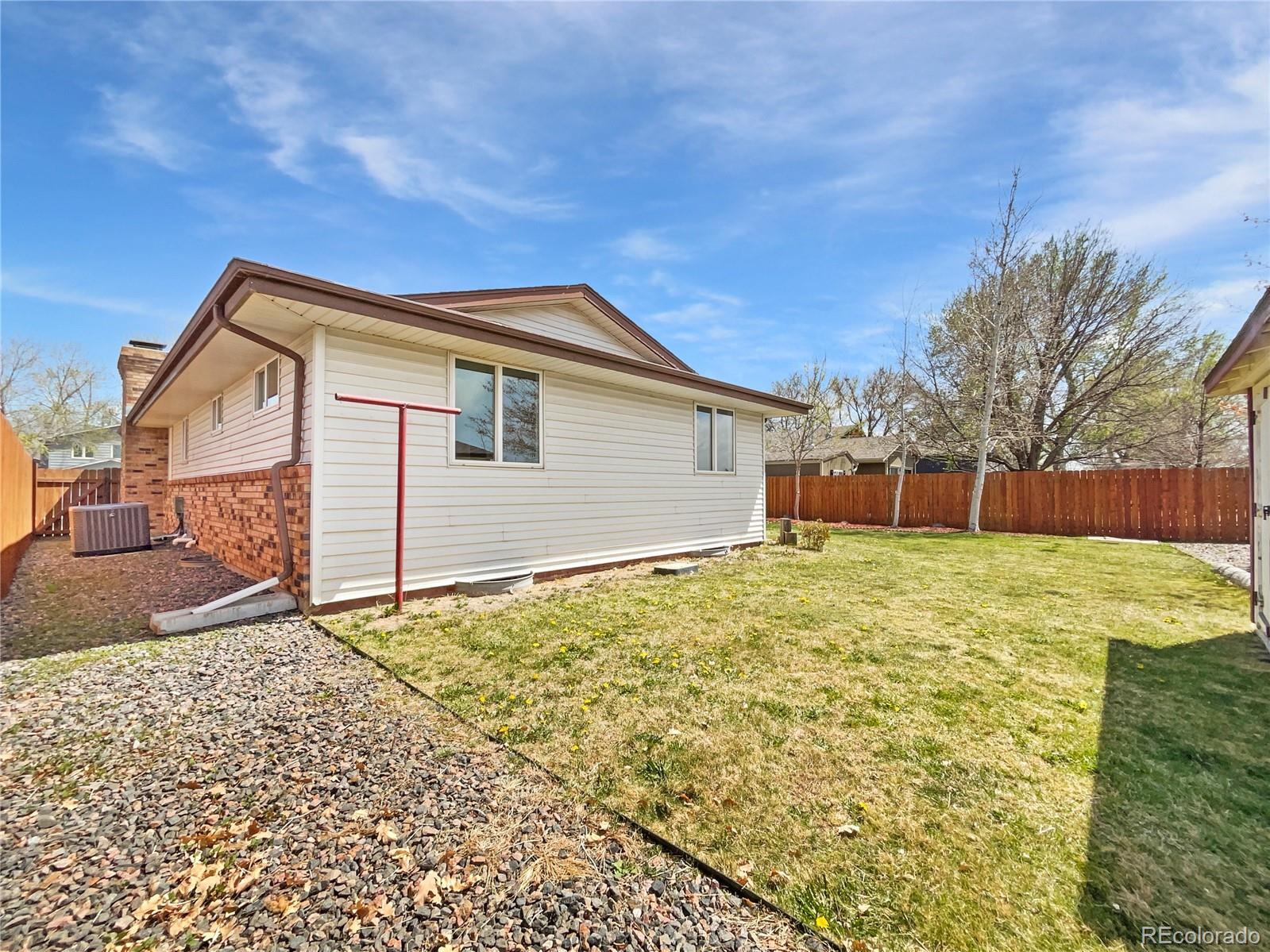 MLS Image #7 for 206  river road,platteville, Colorado