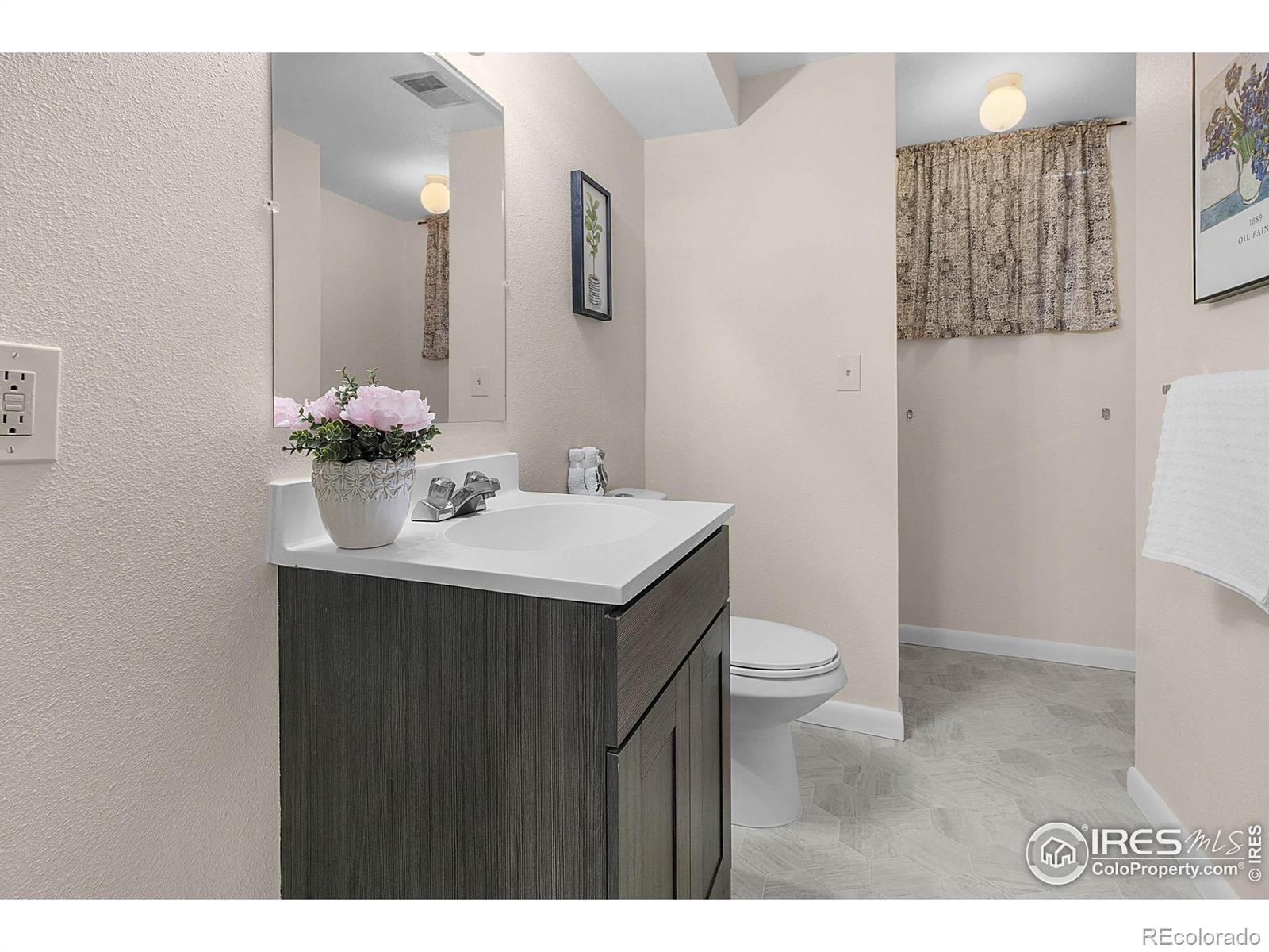 MLS Image #22 for 327  44th avenue,greeley, Colorado