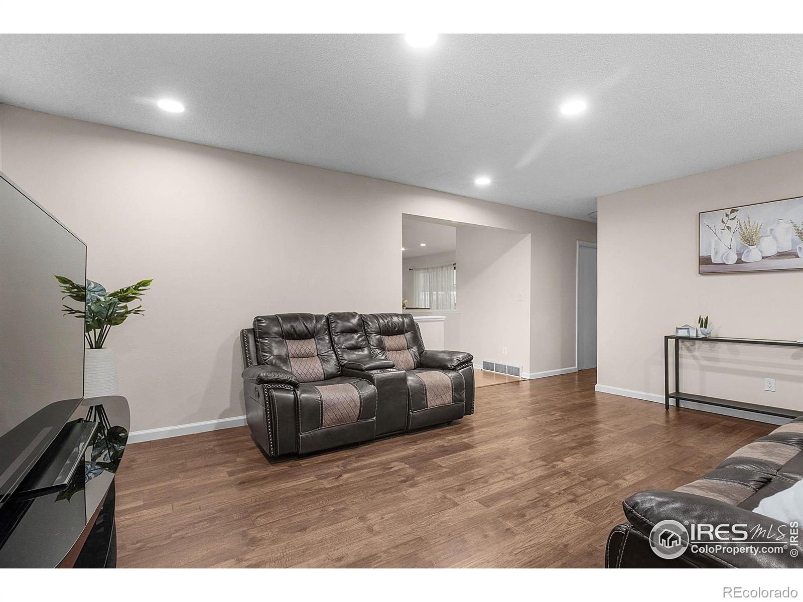 MLS Image #4 for 327  44th avenue,greeley, Colorado