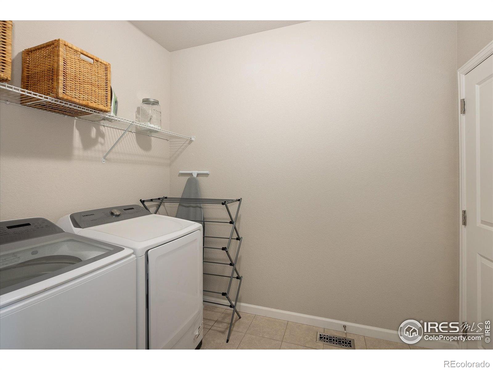 MLS Image #14 for 655  stonebridge drive,longmont, Colorado