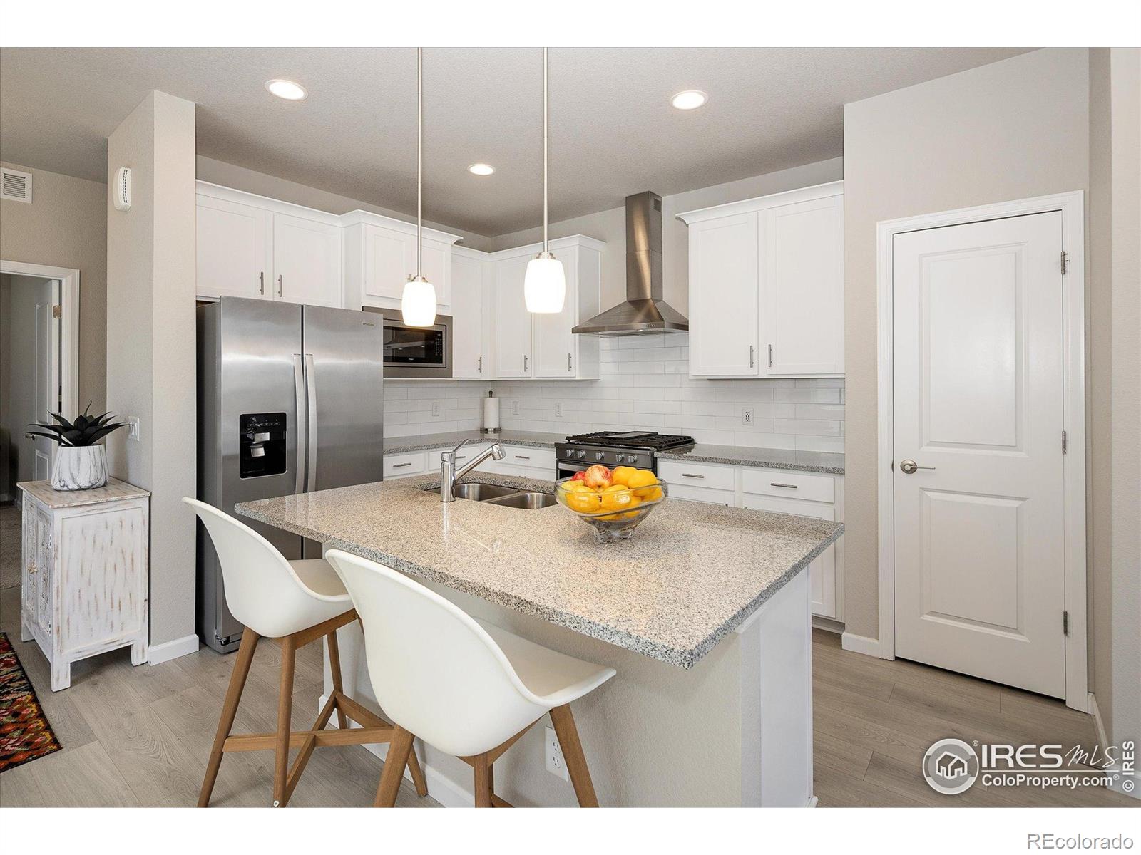 MLS Image #4 for 655  stonebridge drive,longmont, Colorado