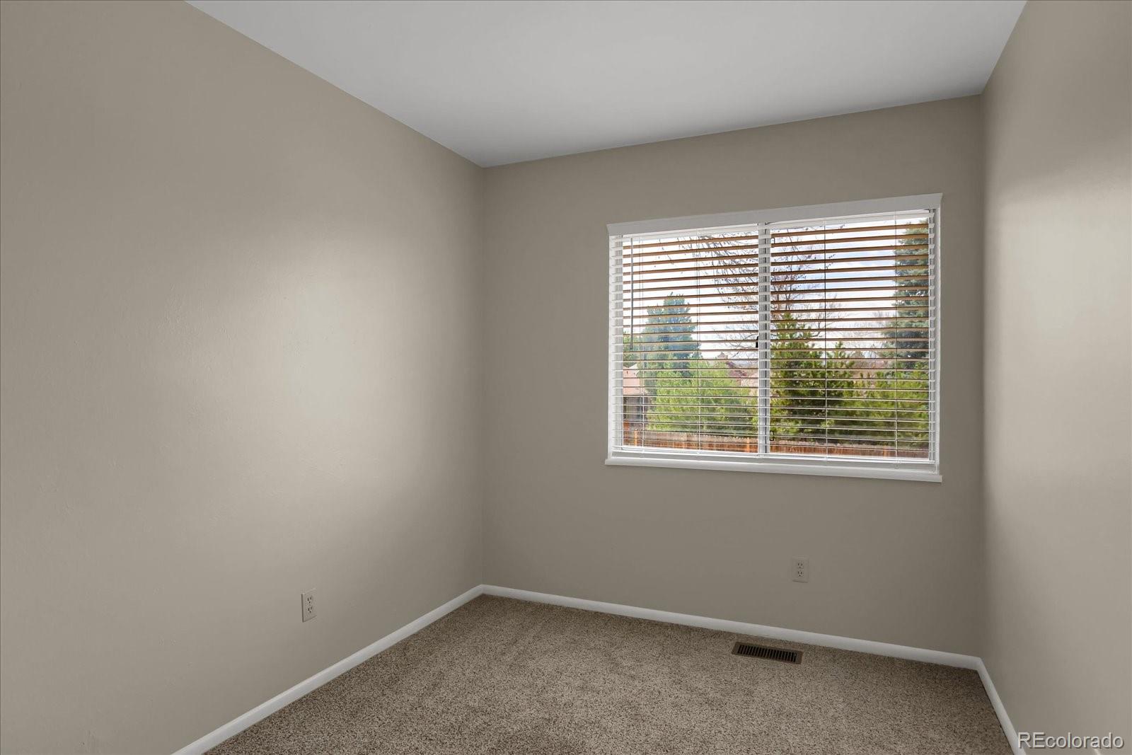 MLS Image #12 for 3070 s roslyn street,denver, Colorado