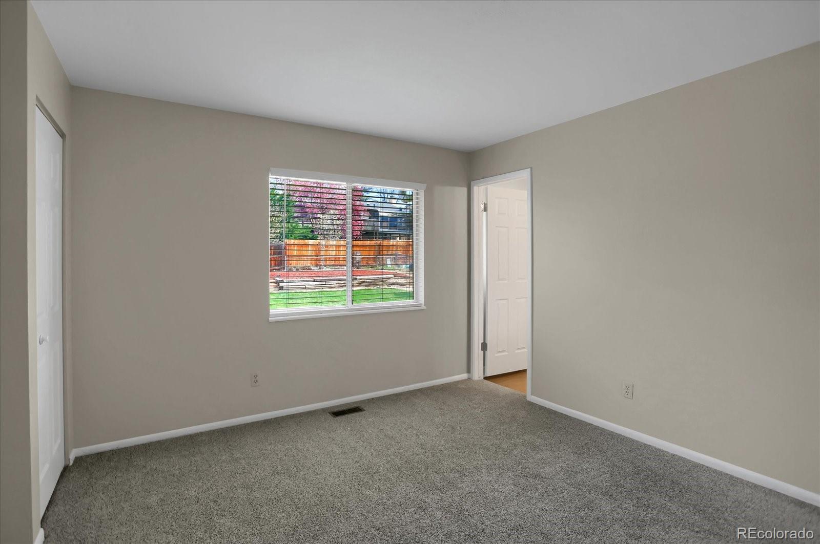 MLS Image #17 for 3070 s roslyn street,denver, Colorado