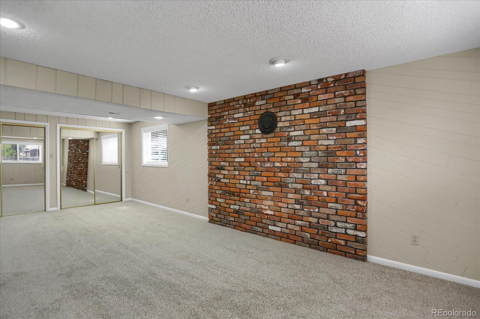 MLS Image #22 for 3070 s roslyn street,denver, Colorado