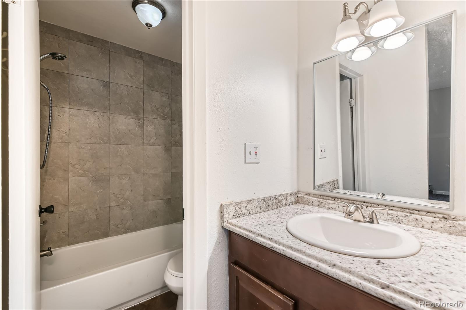 MLS Image #8 for 5875 e iliff avenue,denver, Colorado