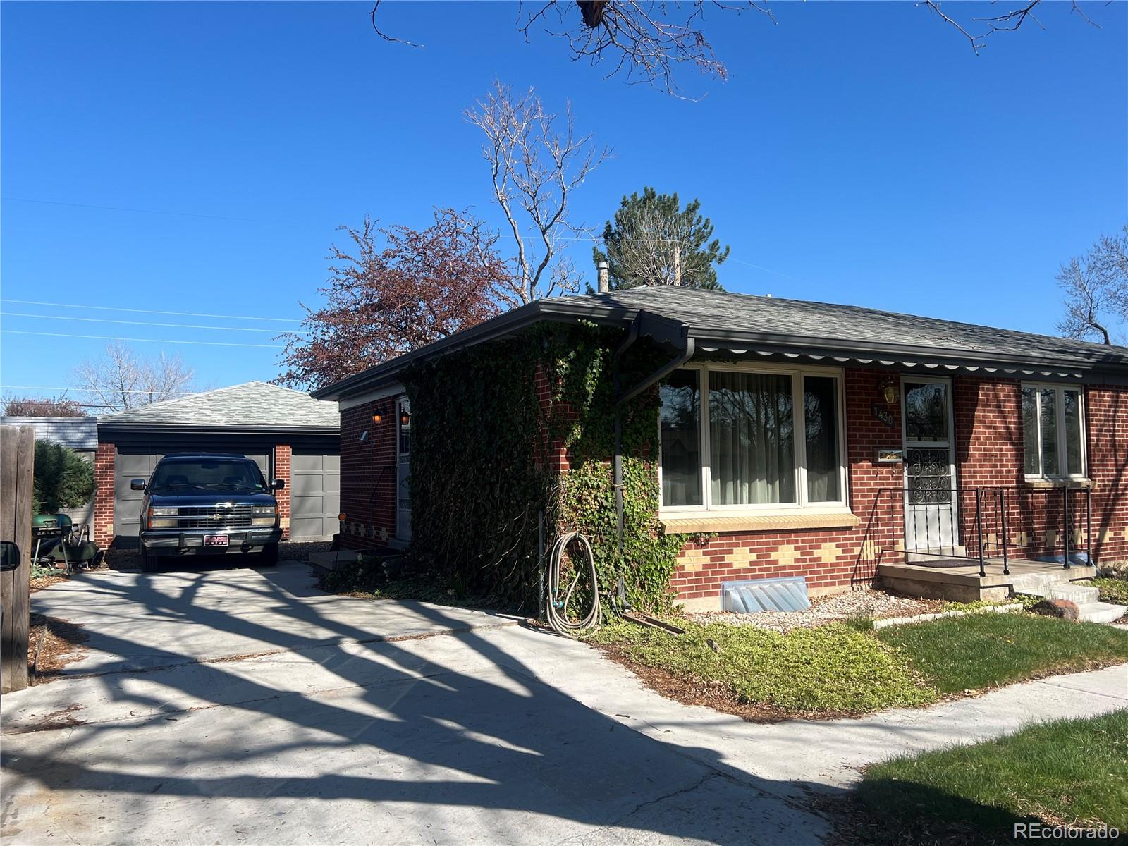 MLS Image #3 for 1430 s zephyr street,lakewood, Colorado